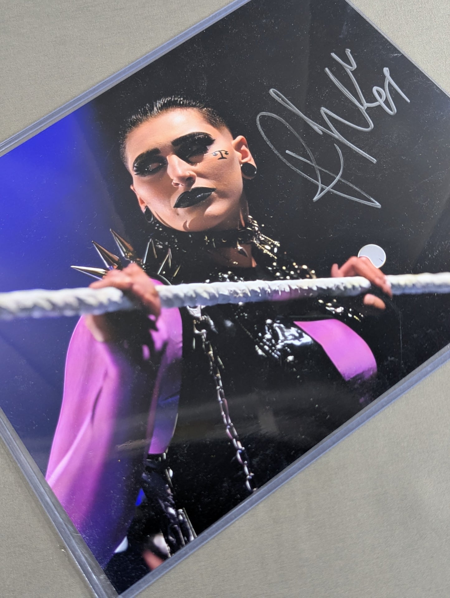 ★JSA★ Leah Ripley hand signed autograph Pro-Photo 