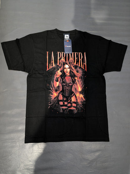 Stephanie Bakkel "LA PRIMERA" Picture T-Shirt (WWE (2020s) / Black)