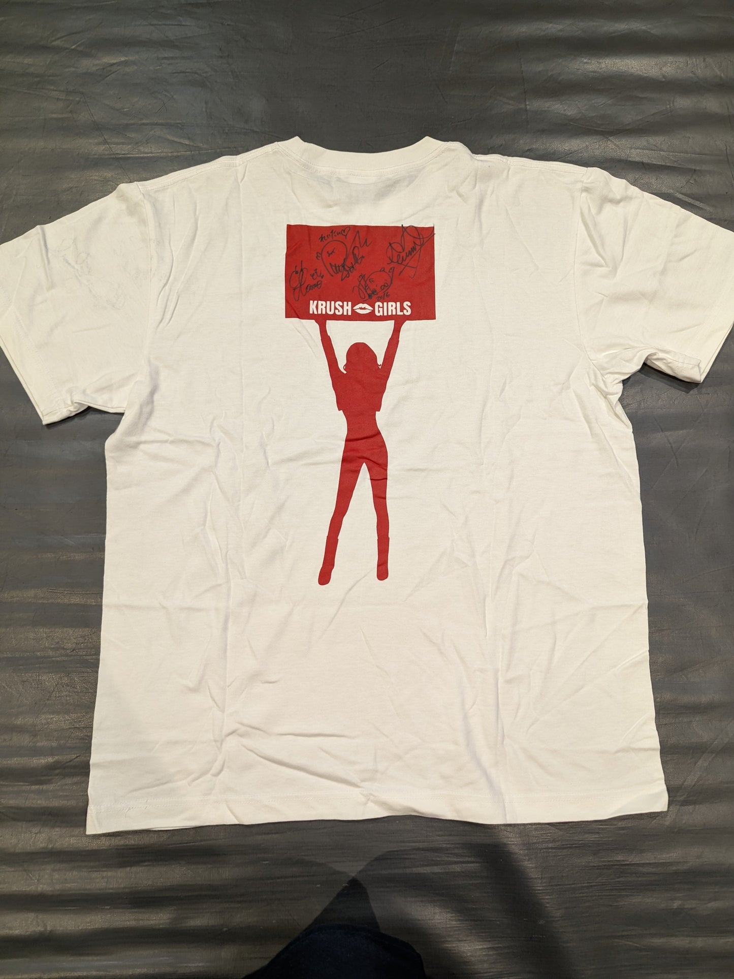 【4名直筆サイン入り】Krush Girls Tシャツ