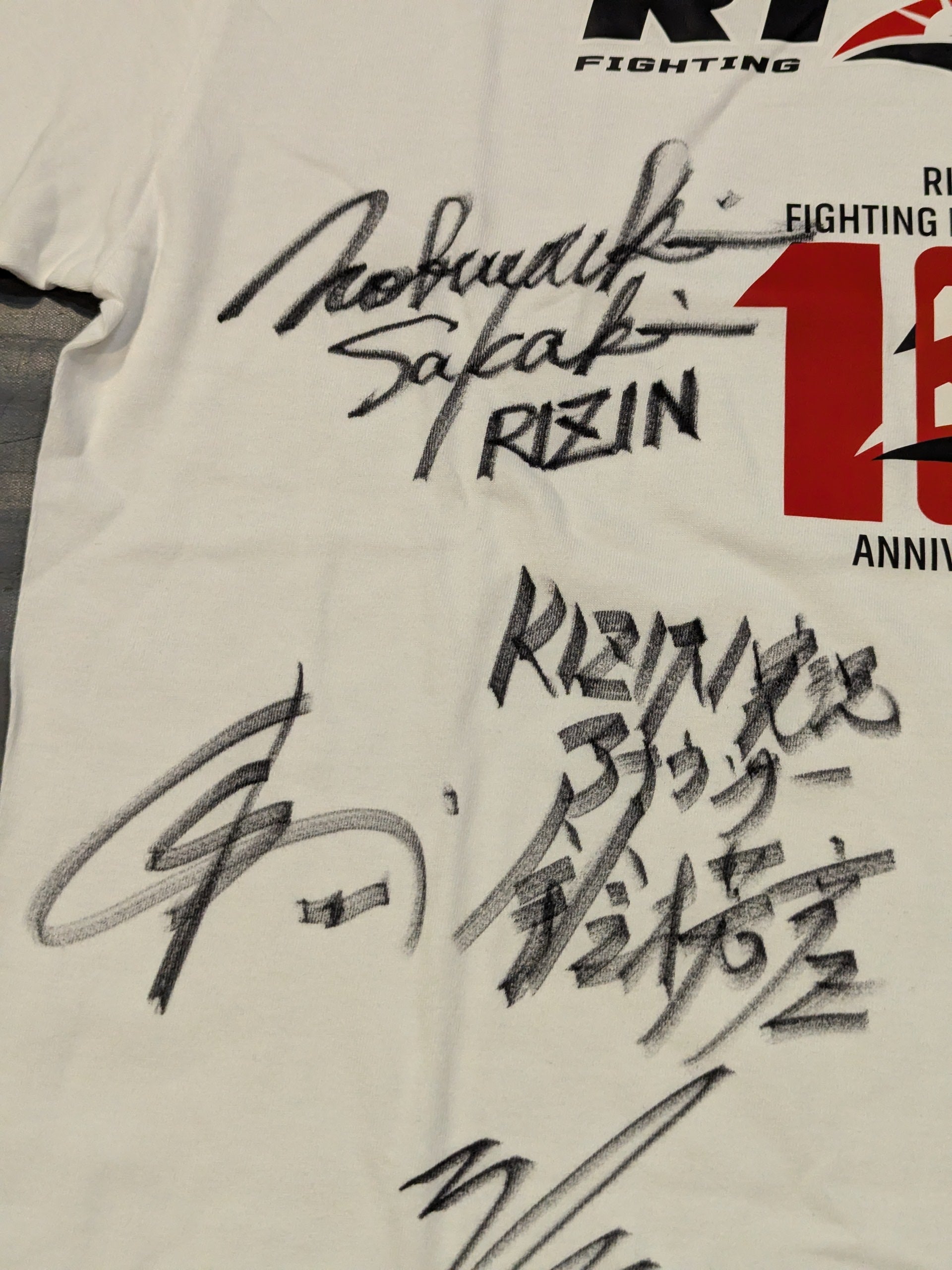 6名サイン入り】RIZIN 10周年記念Tシャツ – 闘道館