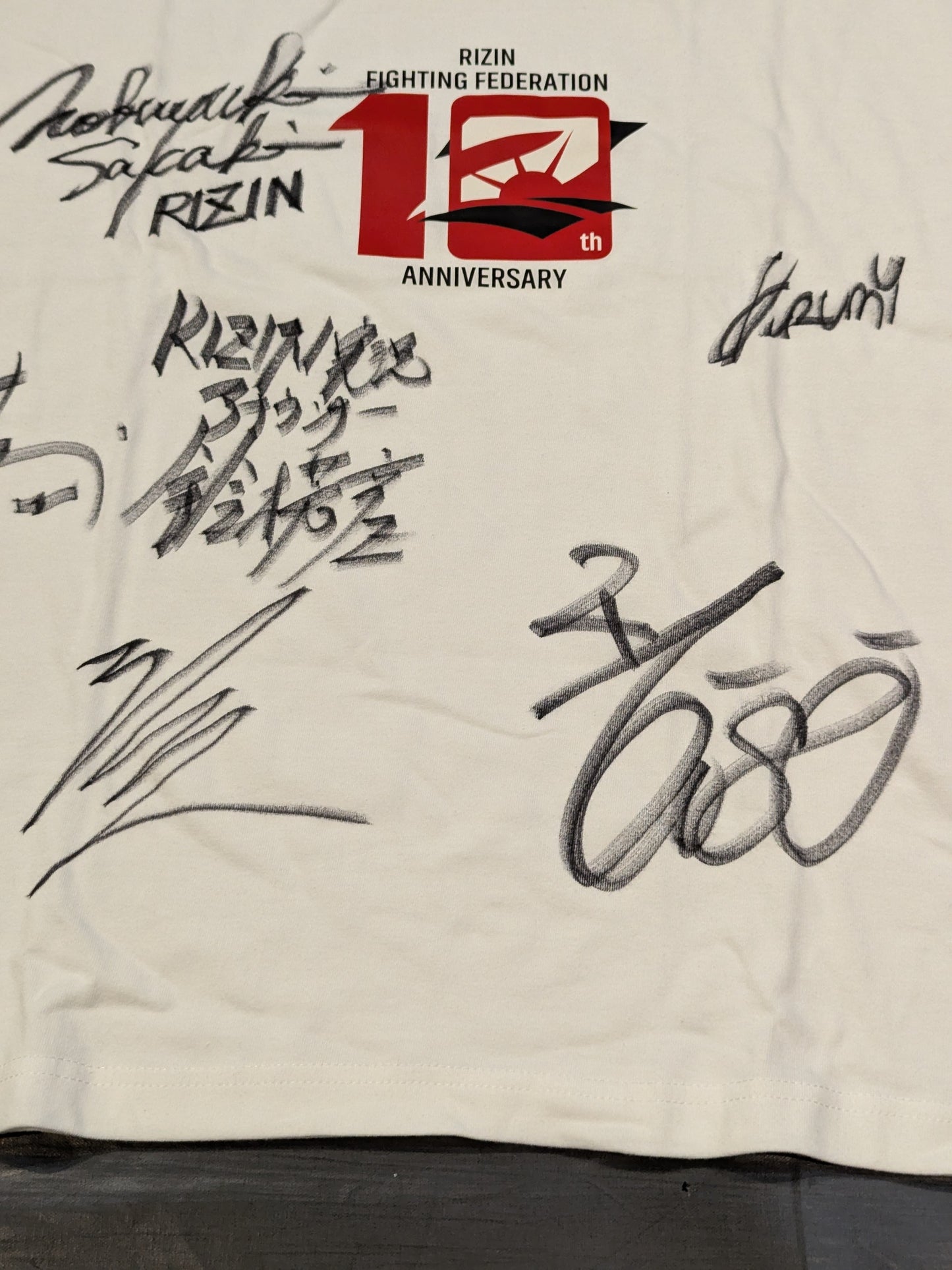 【6名サイン入り】RIZIN 10周年記念Tシャツ