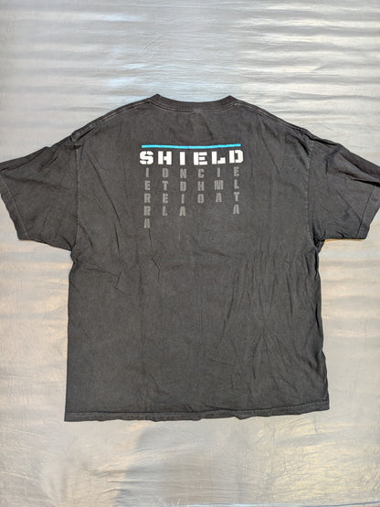 The Sticker 'THE SHIELD' T-shirt (WWE (2017) / Black)