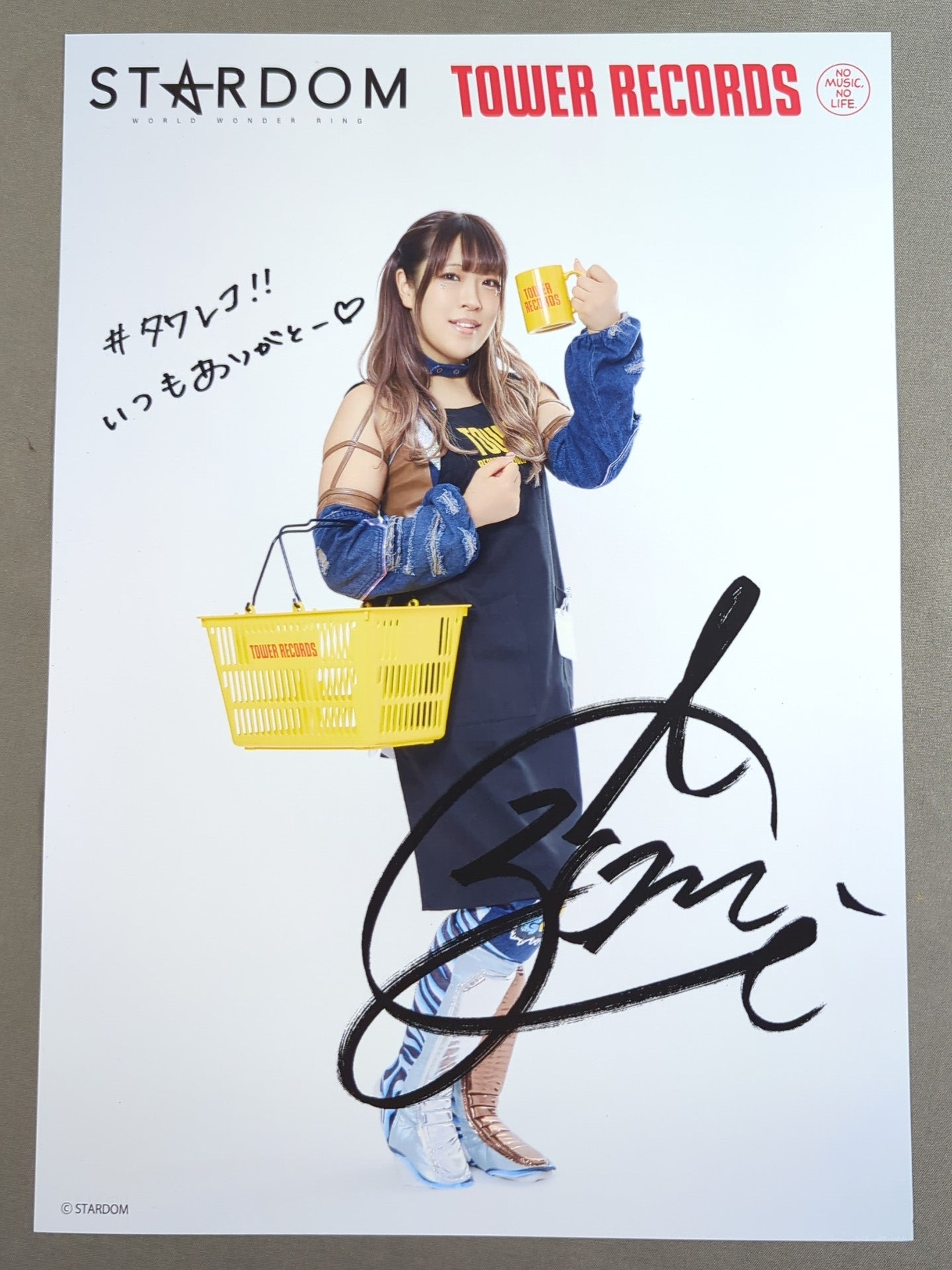 AZM スターダム×TOWER RECORDS 2025 ポートレート