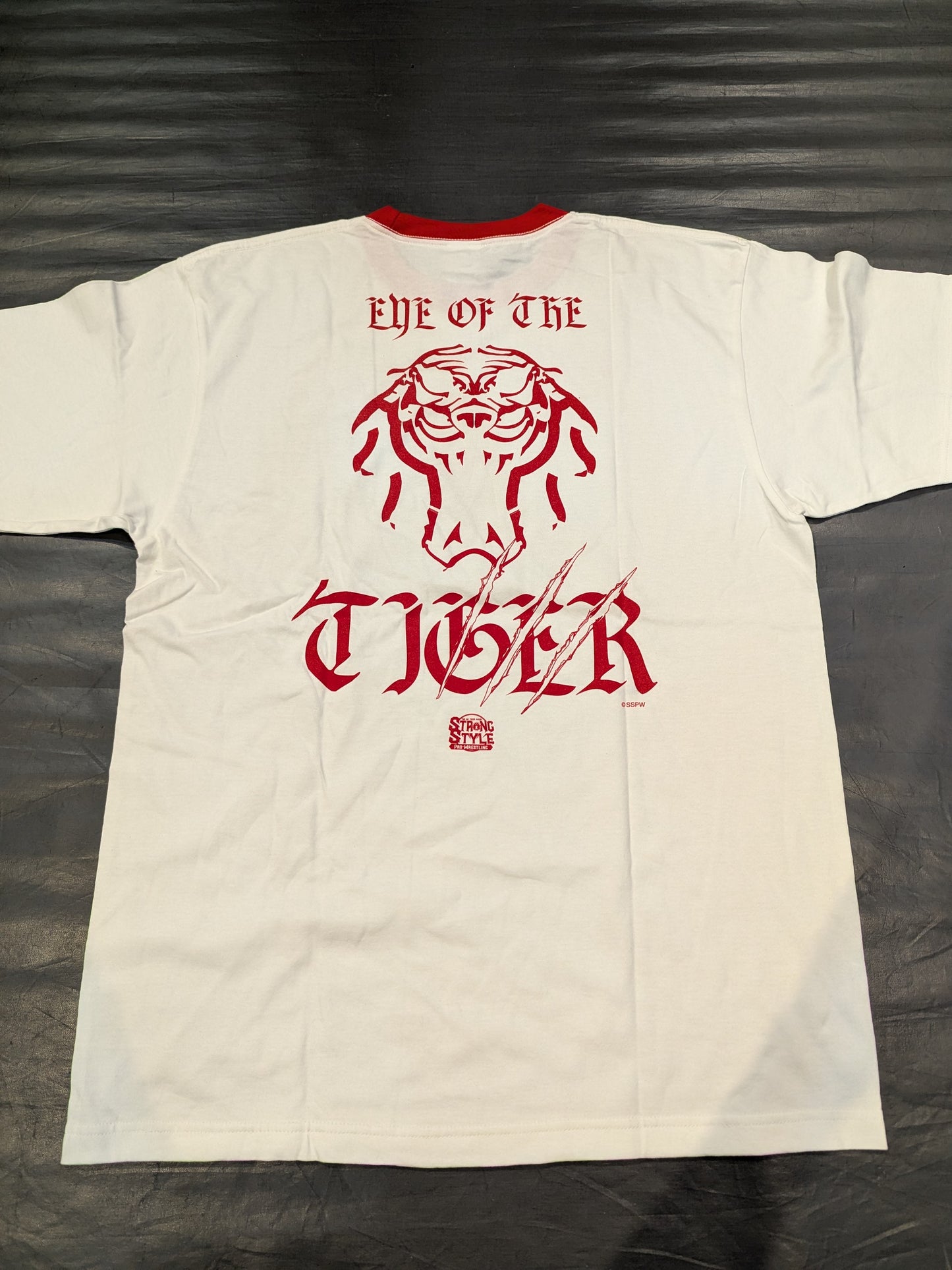 【hand signed autograph】 2nd  Super Tiger "EYE OF THE TIGER" T-shirt