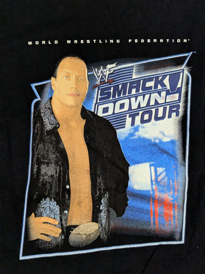 ザ・ロック「SMACK DOWN!TOUR」ピクチャーTシャツ(WWF(2002) / ブラック)