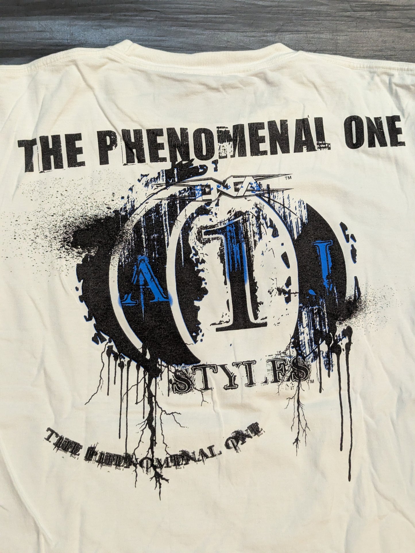 AJ Styles "THE PHENOMENAL ONE" T-shirt (WWE (2010s) / White)