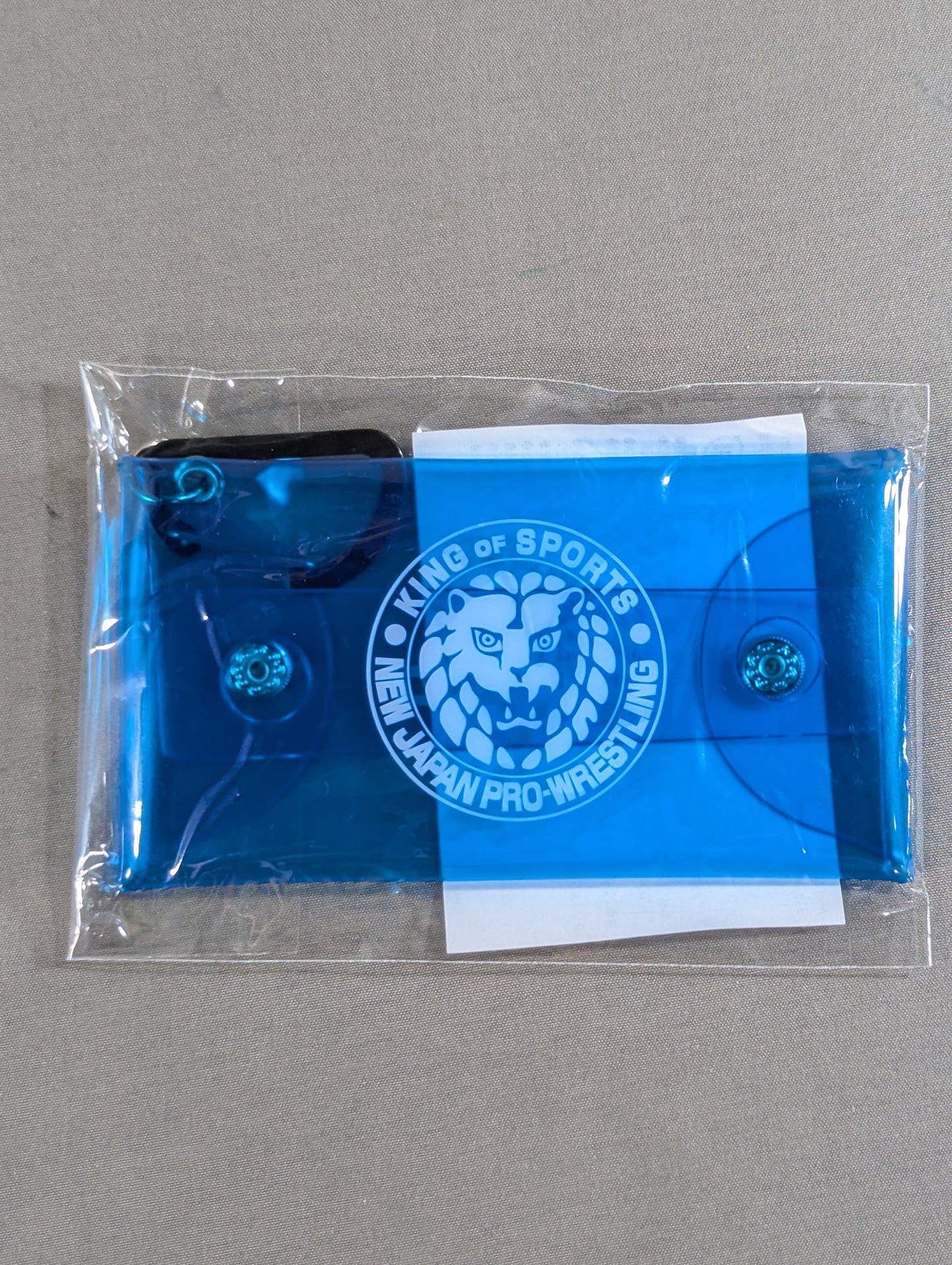 ★ ★ not sold in stores New Japan Pro Wrestling "Lion Mark" PVC Multi-Case