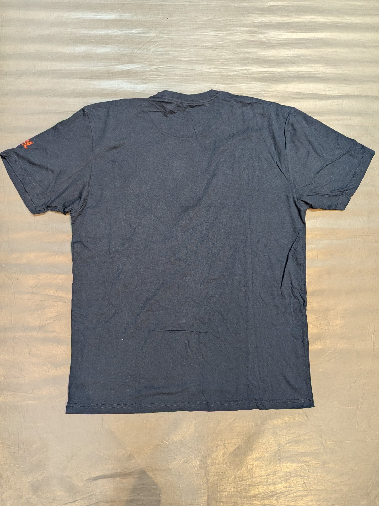 WWE「タフイナフ」ロゴTシャツ(WWE(2011) / ネイビー)