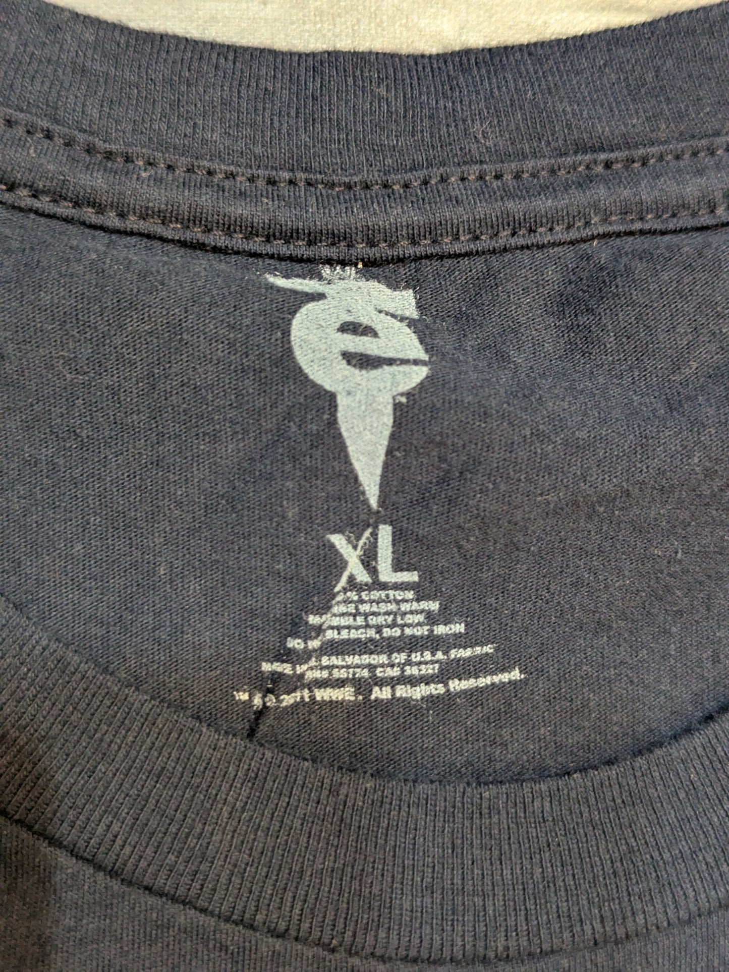 WWE「タフイナフ」ロゴTシャツ(WWE(2011) / ネイビー)