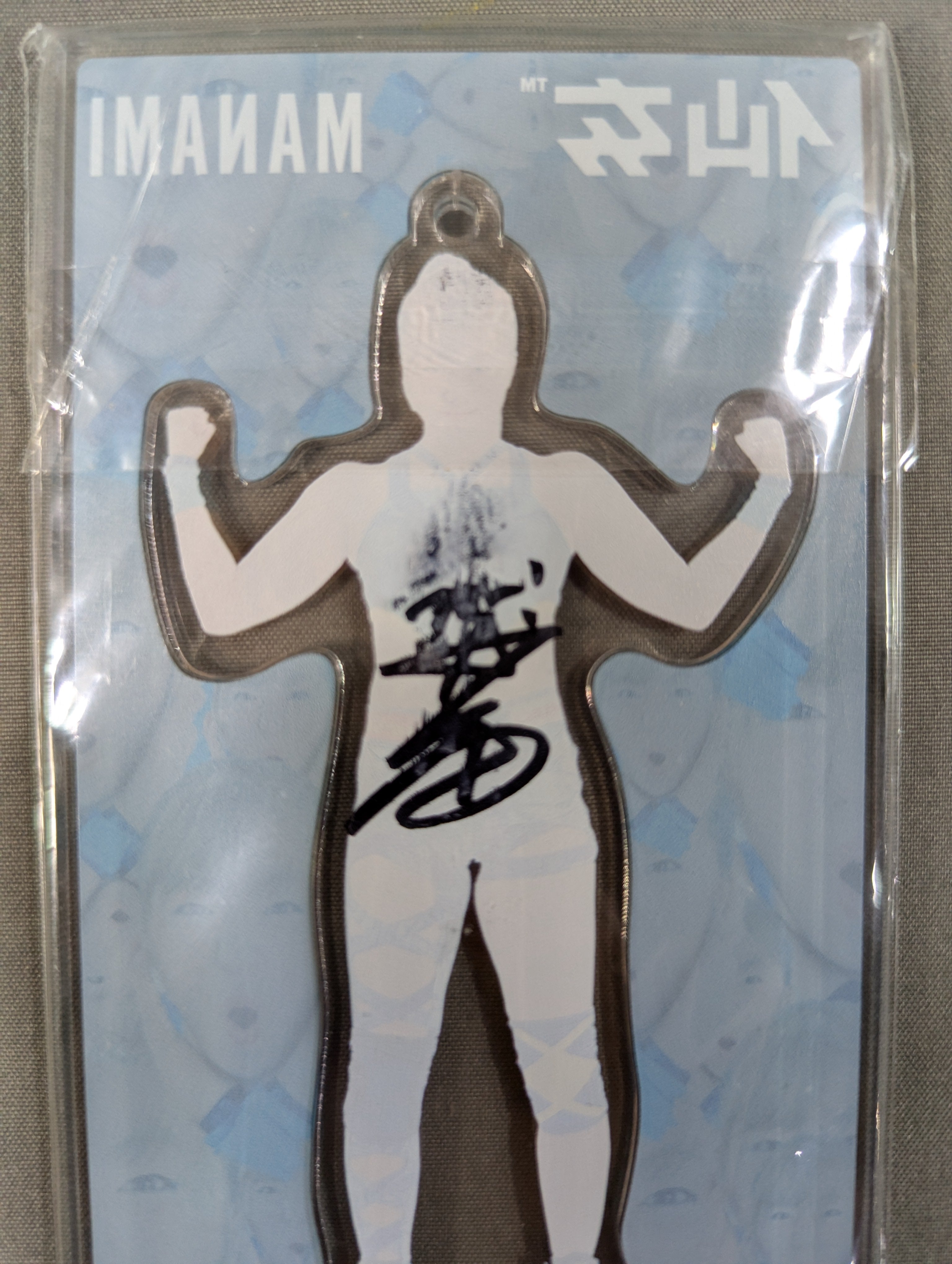 直筆サイン入り】愛海 仙女アクリルスタンドキーホルダー – 闘道館