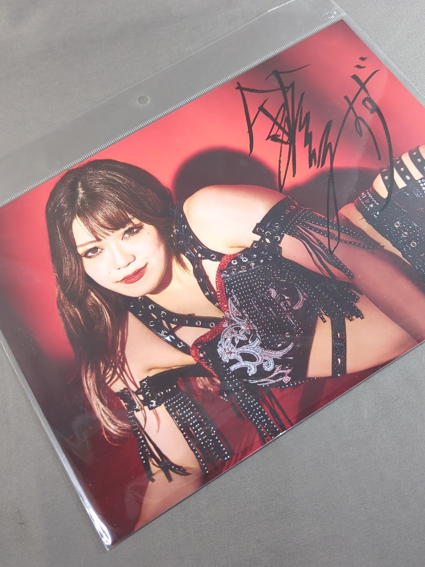 Suzu Suzuki SPG Lying Down Pro-Photo