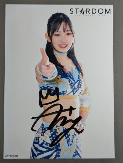 Miyu Amasaki  hand signed autograph  Starda Mu Pro-Photo (L-9)