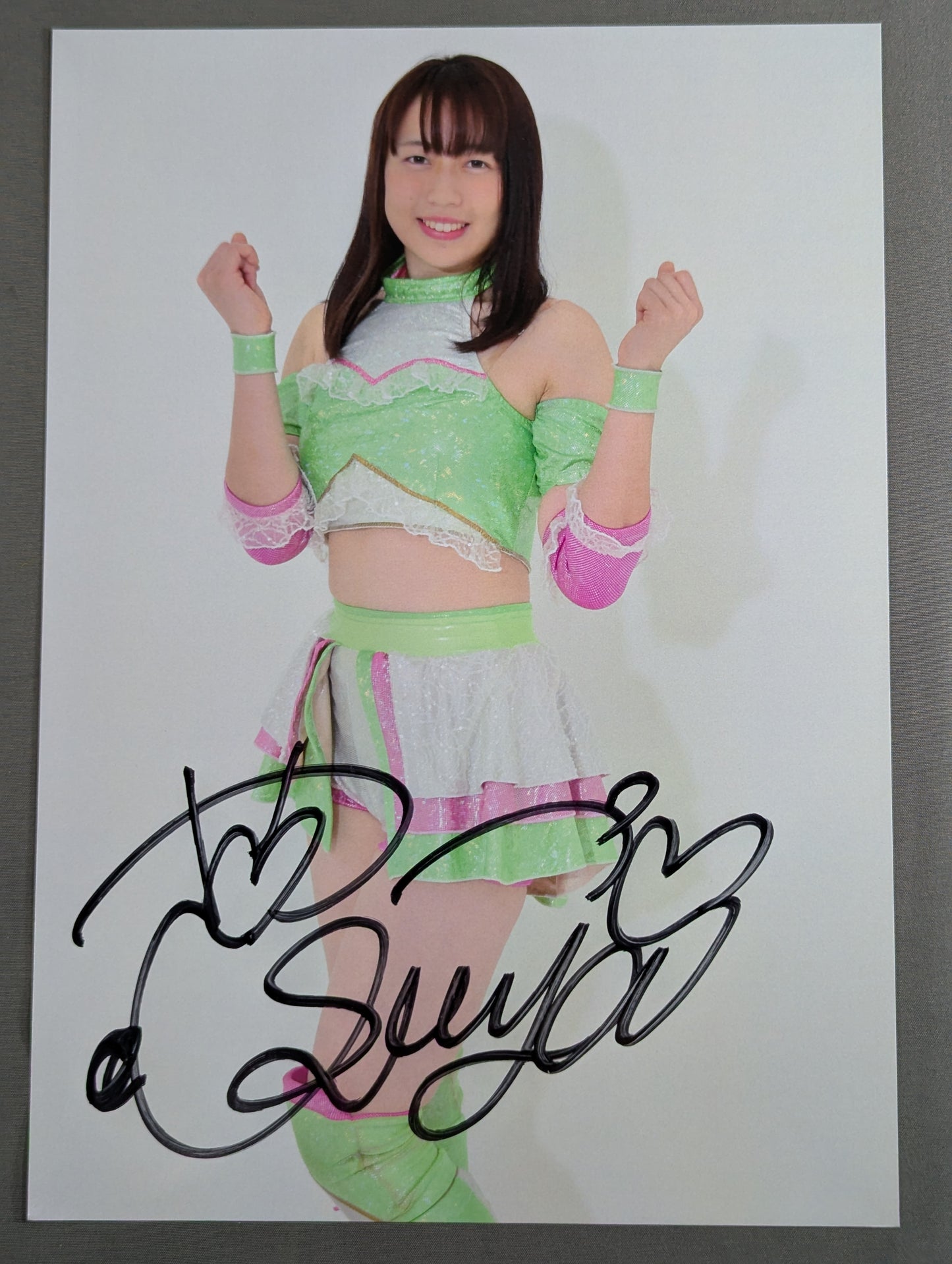 Saya Kamitani  hand signed autograph  Starda Mu Pro-Photo (D-4)