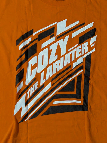 小島聡「THE LARIATER」Tシャツ