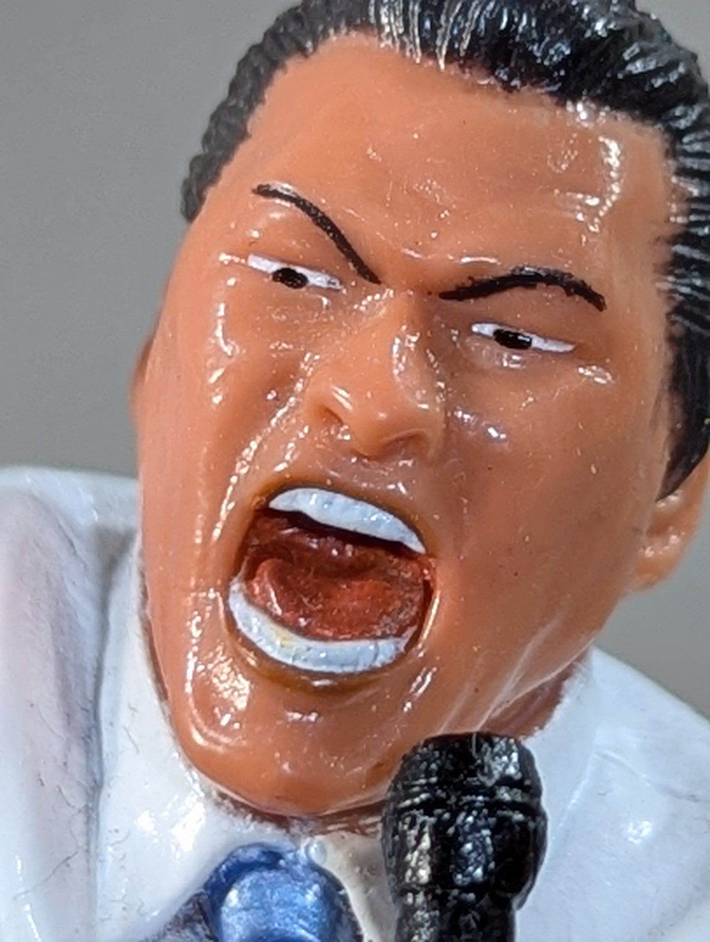 Antonio Inoki  ("Dahhhhhhhhhhhhhhhhhhh
