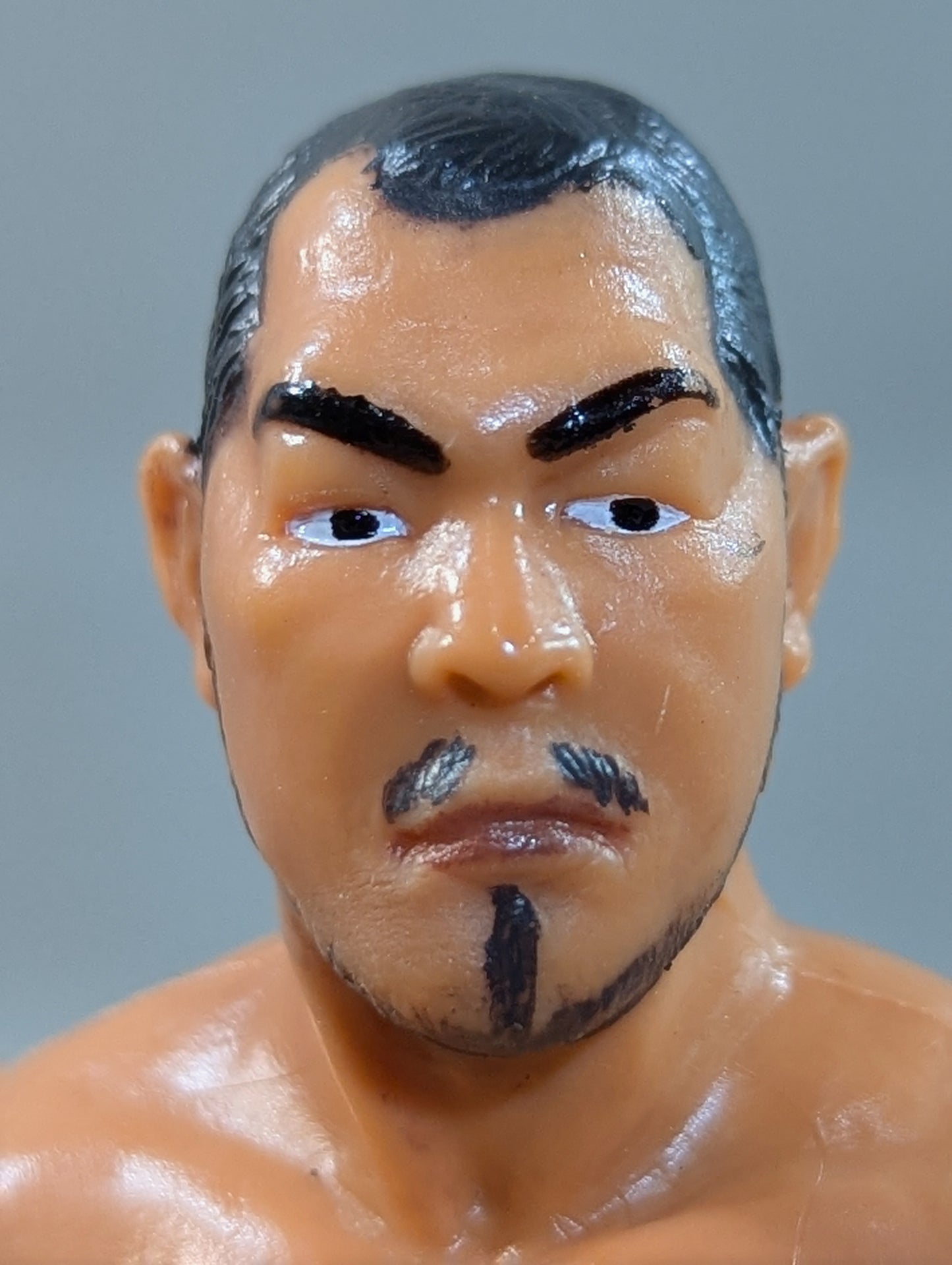 高岩竜一