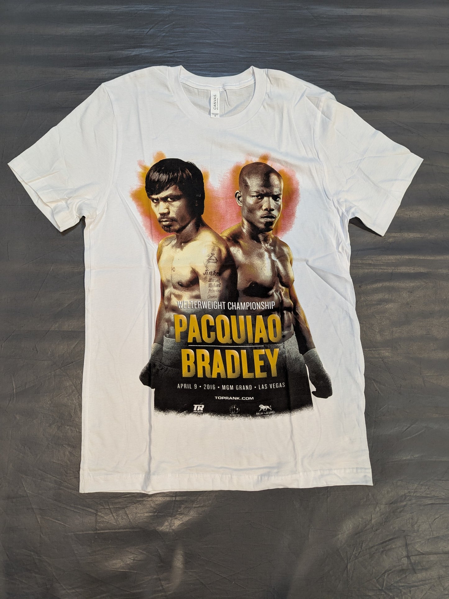 2016年4月9日 マニー・パッキャオvsティモシー・ブラッドリー ピクチャーTシャツ(ホワイト)