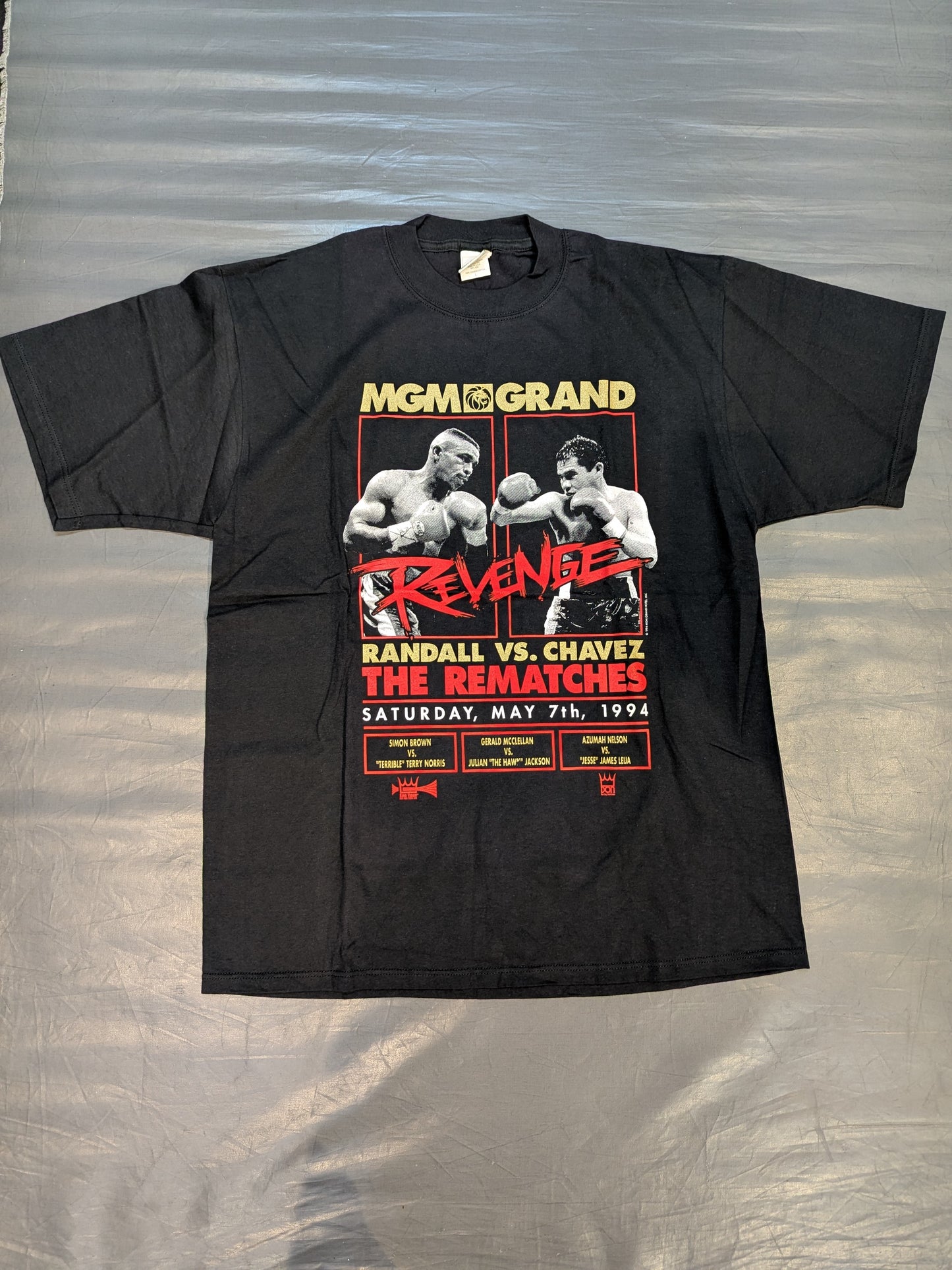 May 7, 1994 Frankie Randall vs. Julio César Chavez Picture T-shirt (Black)