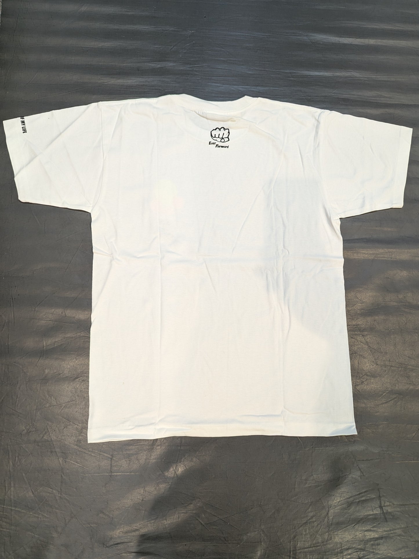 【hand signed autograph】Guts Ishimatsu "Guts Ishimatsu-kun" Illustration T-Shirt (White)