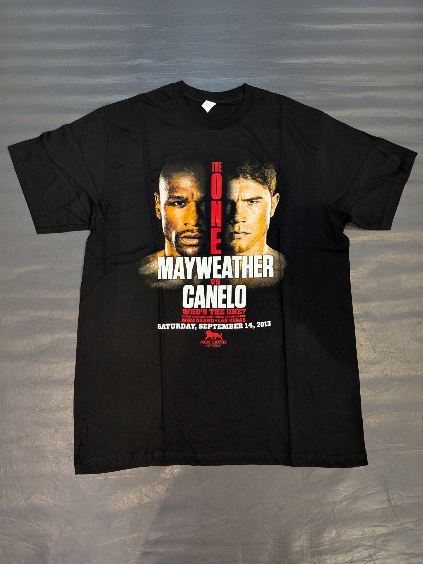 September 14, 2013 Floyd Mayweather vs. Saul "Canelo" Alvarez Picture T-Shirt (1) (Black)
