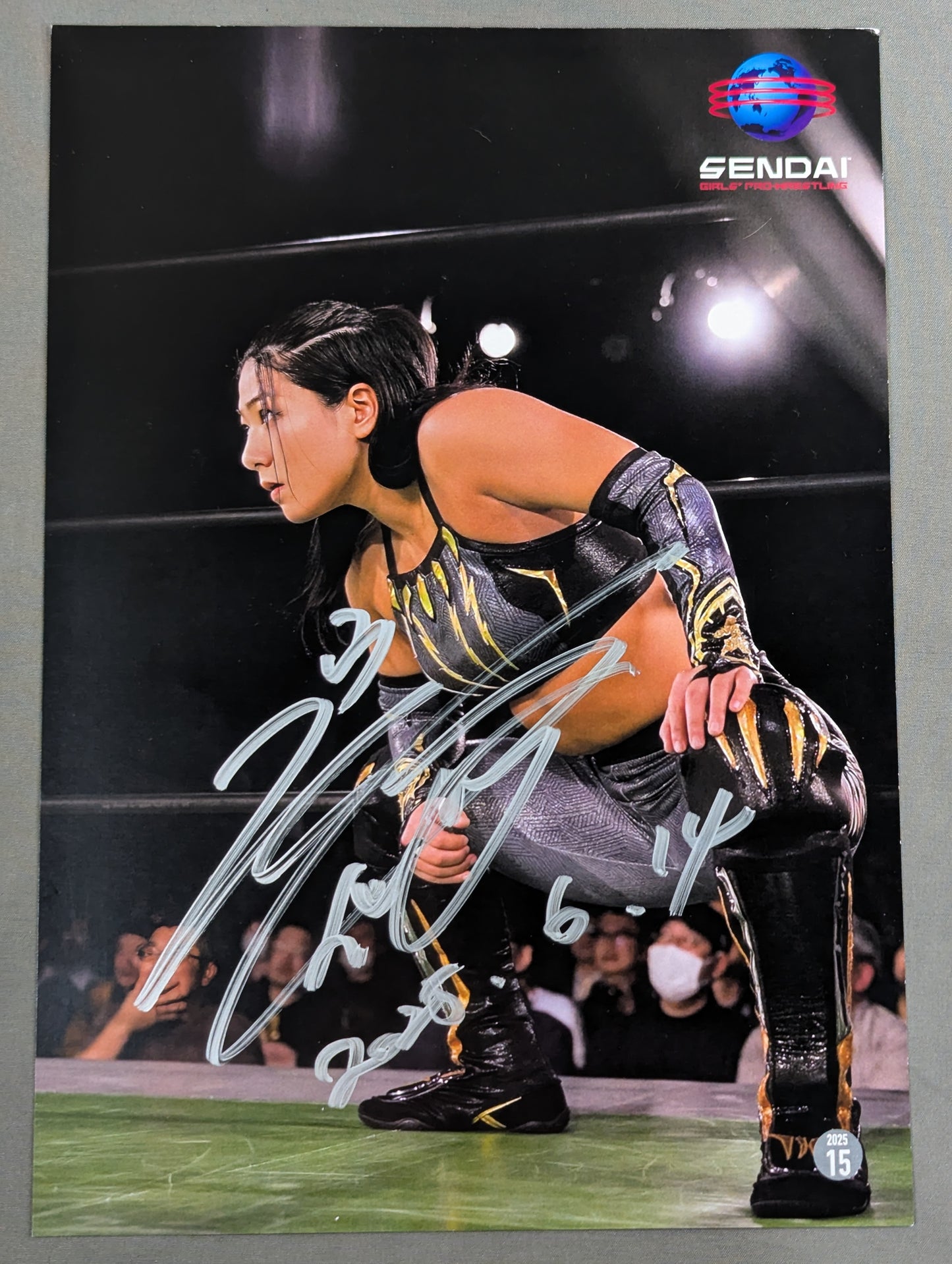 Mika Iwata  hand signed autograph Pro-Photo (A-5)