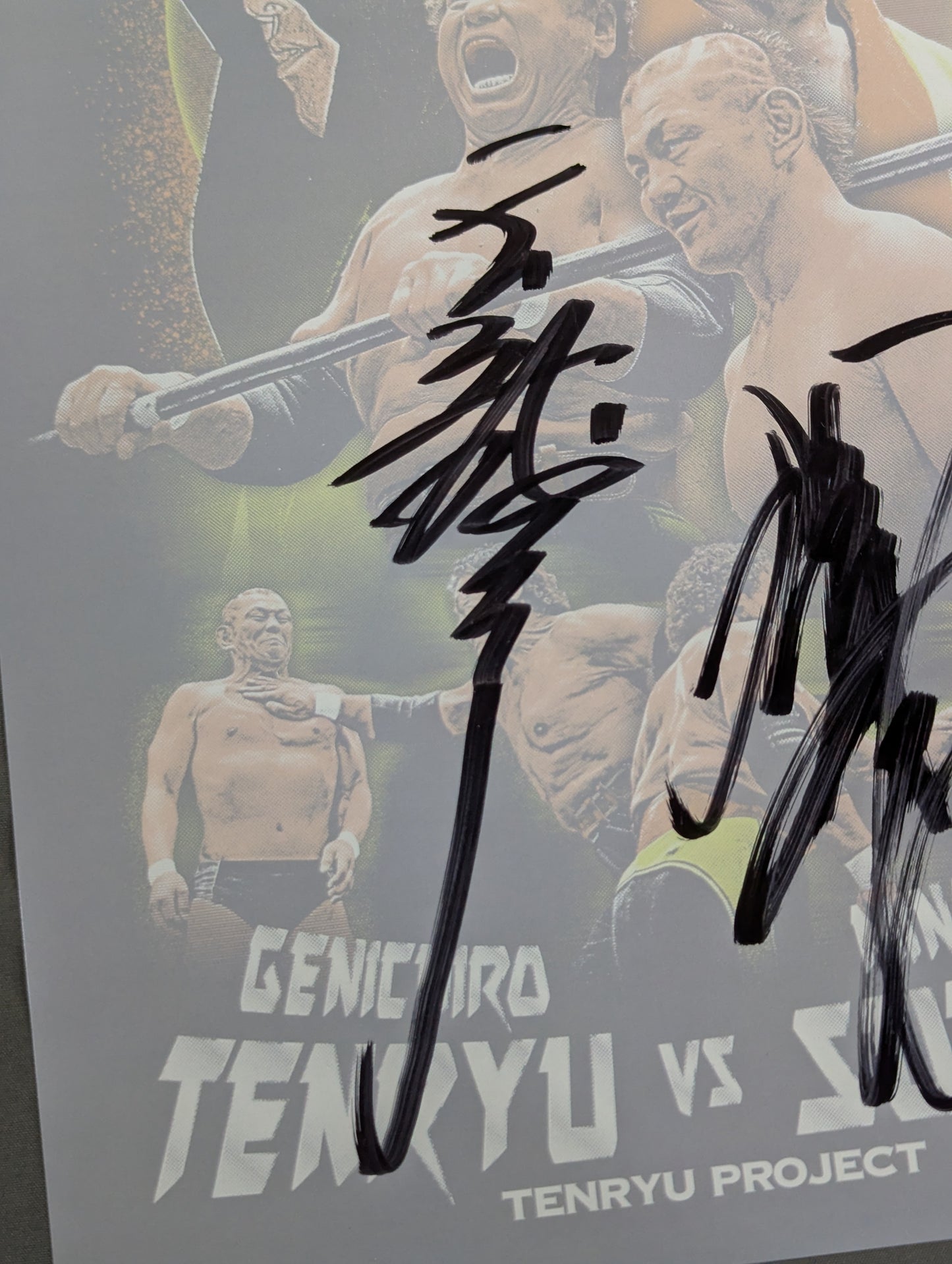 Tenryu Genichiro  & Minoru Suzuki Autographed W autograph Pro-Photo 