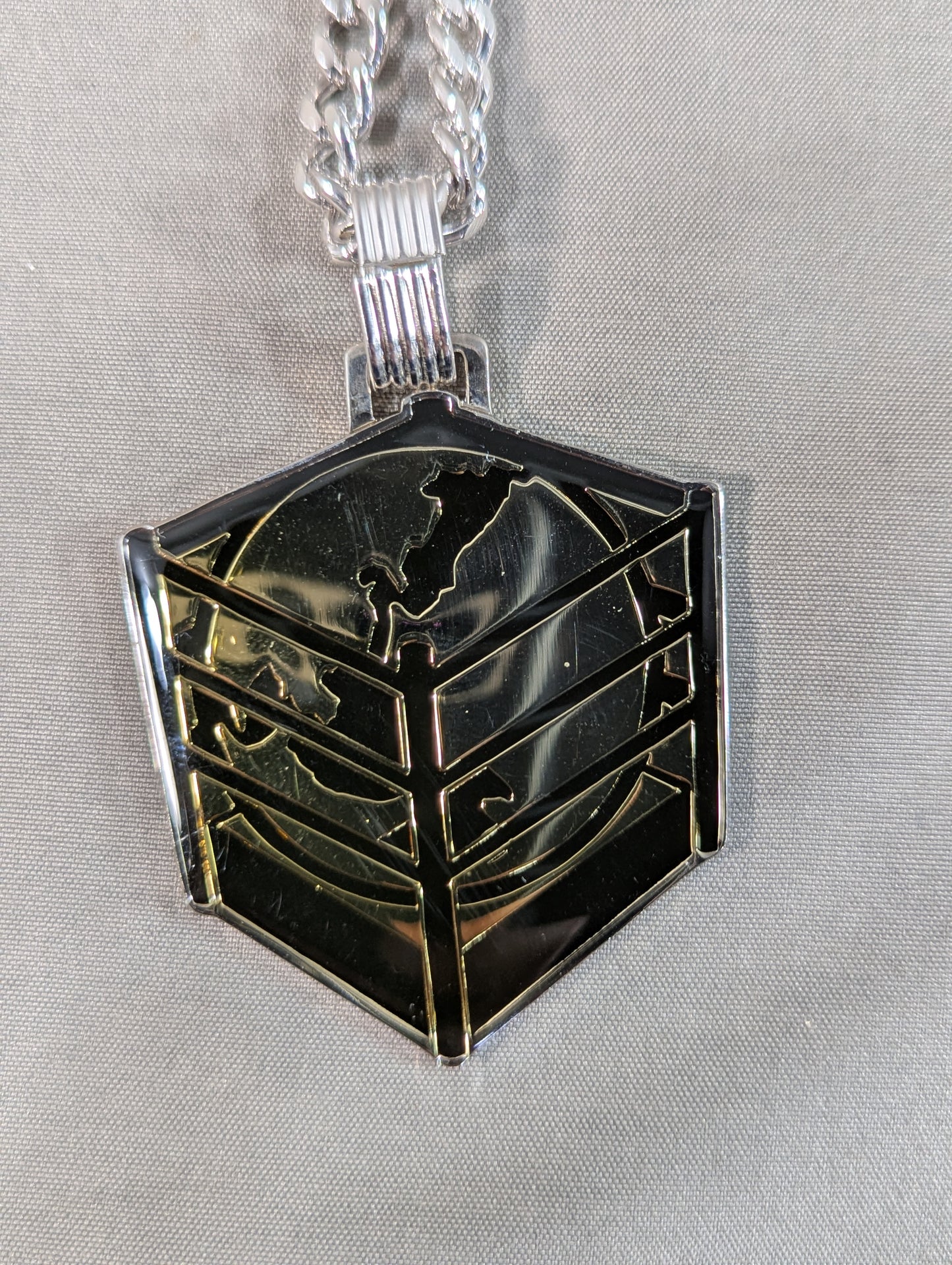 ★ ★ ARISTRIST TEAM 2000 NECKLACE
