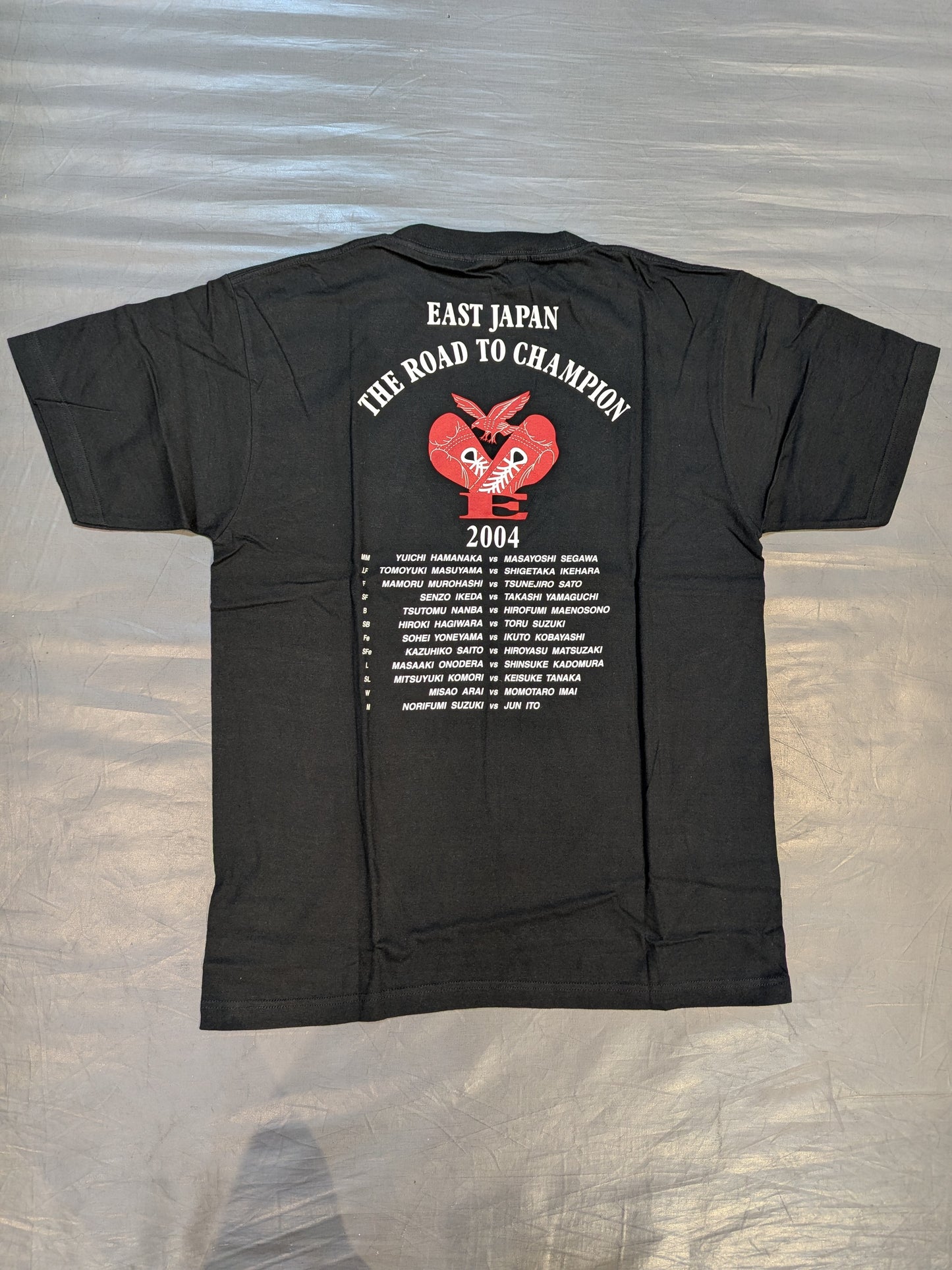 東日本ボクシング「THE ROAD TO CHAMPION 2004」Tシャツ②(ブラック×レッド)