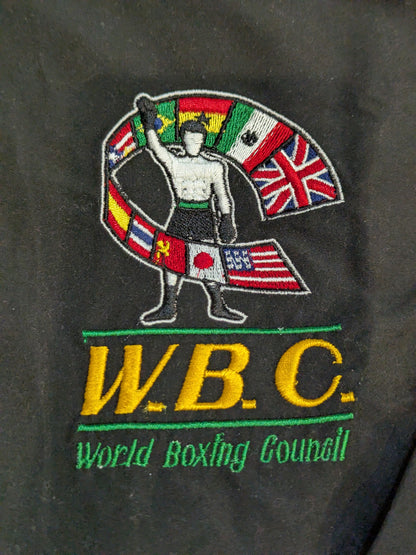WBC 刺繍入りライトウェイトスタジアムジャンパー(ブラック)