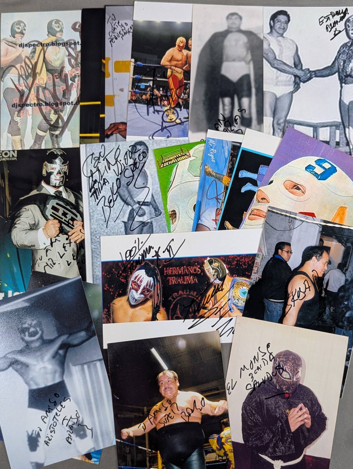【hand signed autograph】 Mexico Lucha Libre 140 sheets photo set