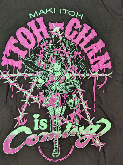 Maki Ito "ITOH-CHAN is Coming" T-shirt (1)