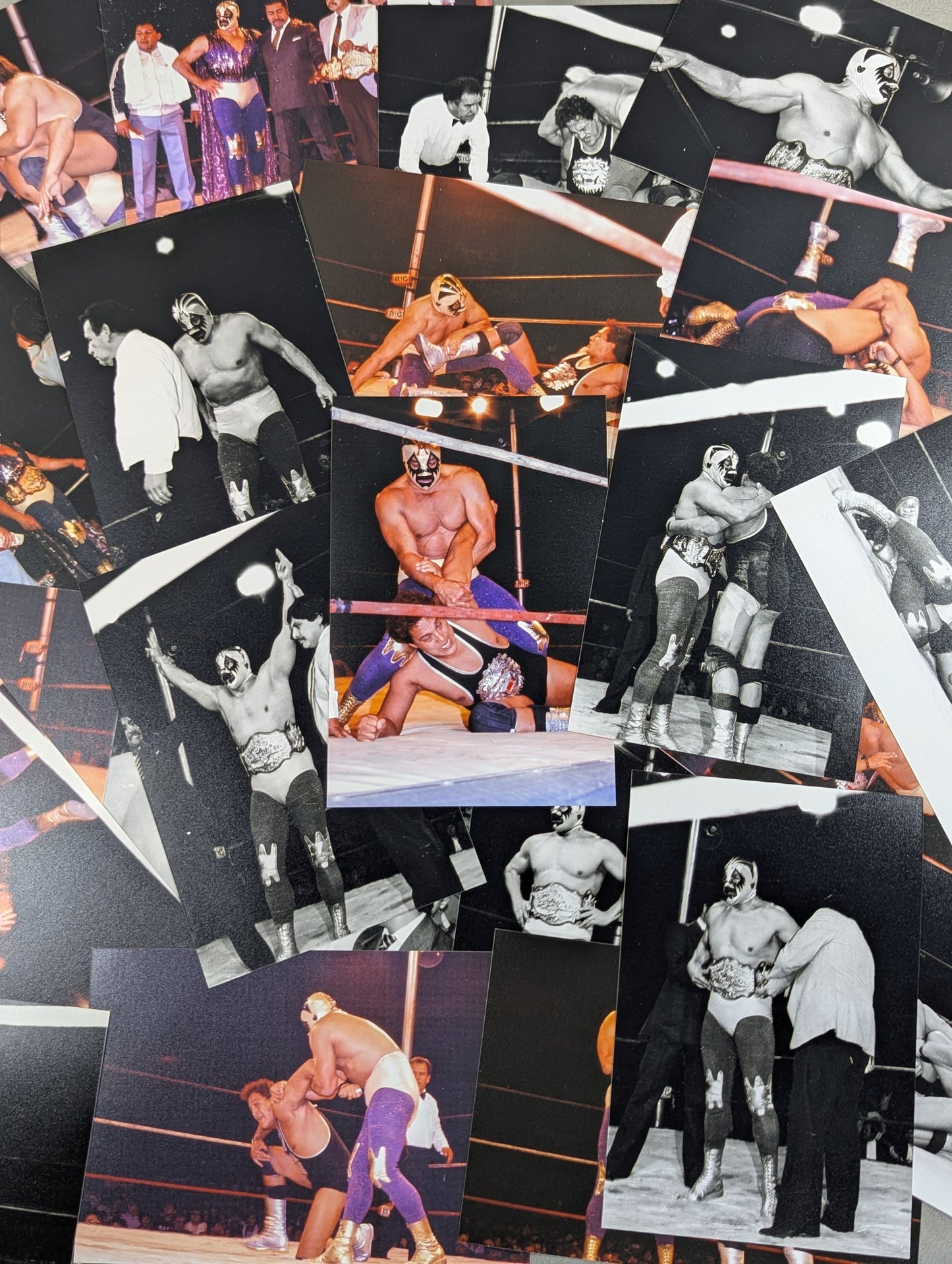 1988 ★IWA★ Mil Mascaras vs Enrique Vera Match photo set