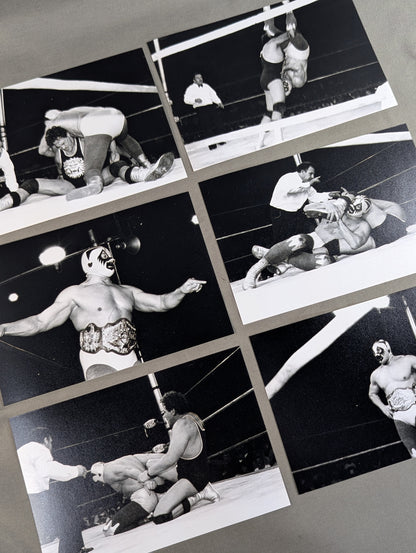 1988 ★IWA★ Mil Mascaras vs Enrique Vera Match photo set