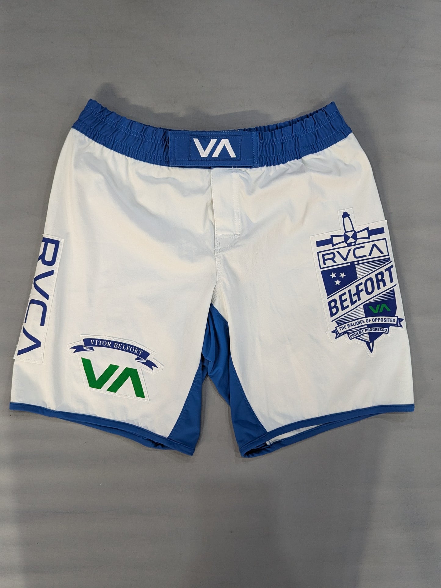 RVCA × ビクトー・ベウフォート ファイトショーツ