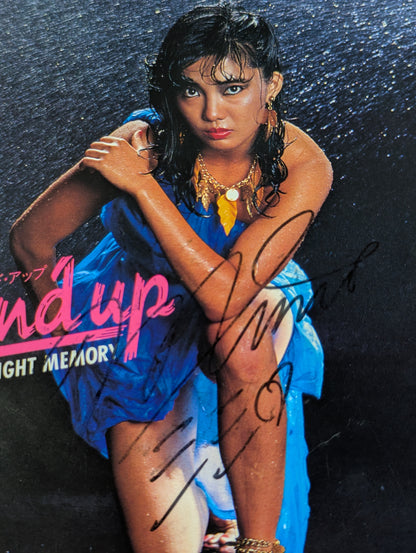 【hand signed autograph】 Stand-Up / Mimi Hagiwara