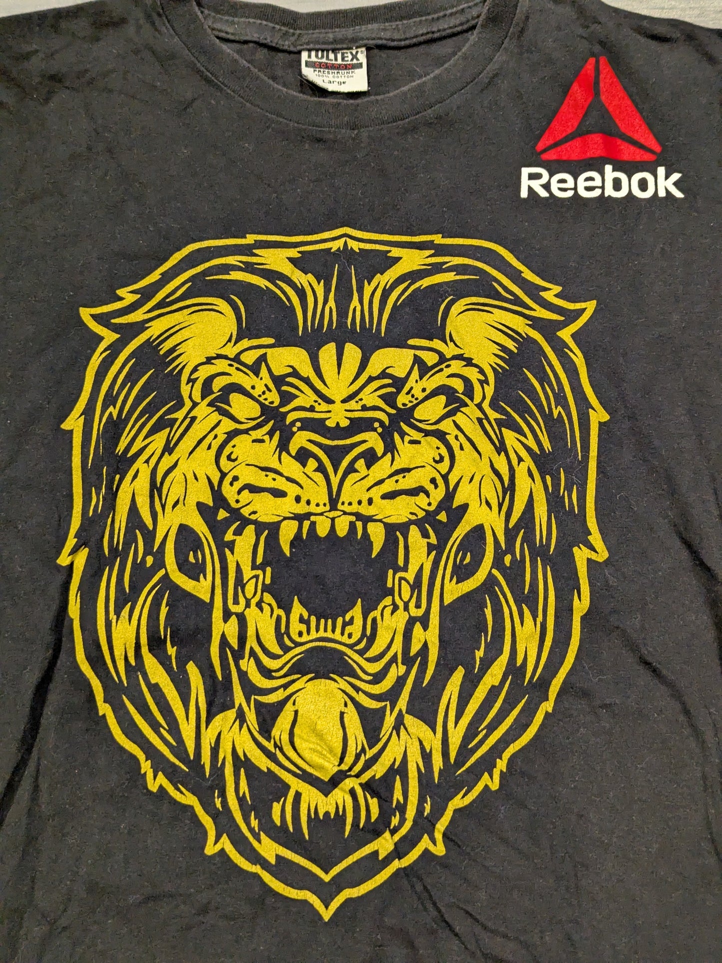 ジョン・ジョーンズ「LIGHT HEAVYWEIGHT CHAMPION」Tシャツ