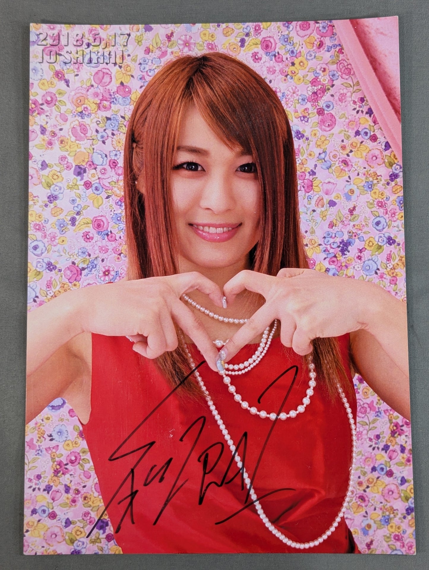Io Shirai (Iyo Sky)  hand signed autograph Pro-Photo (H-4)