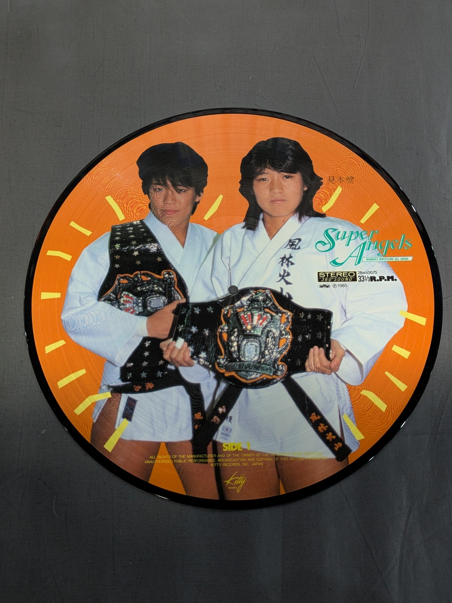 スーパー・エンジェルズ / 全日本女子プロレステーマ曲集 – 闘道館