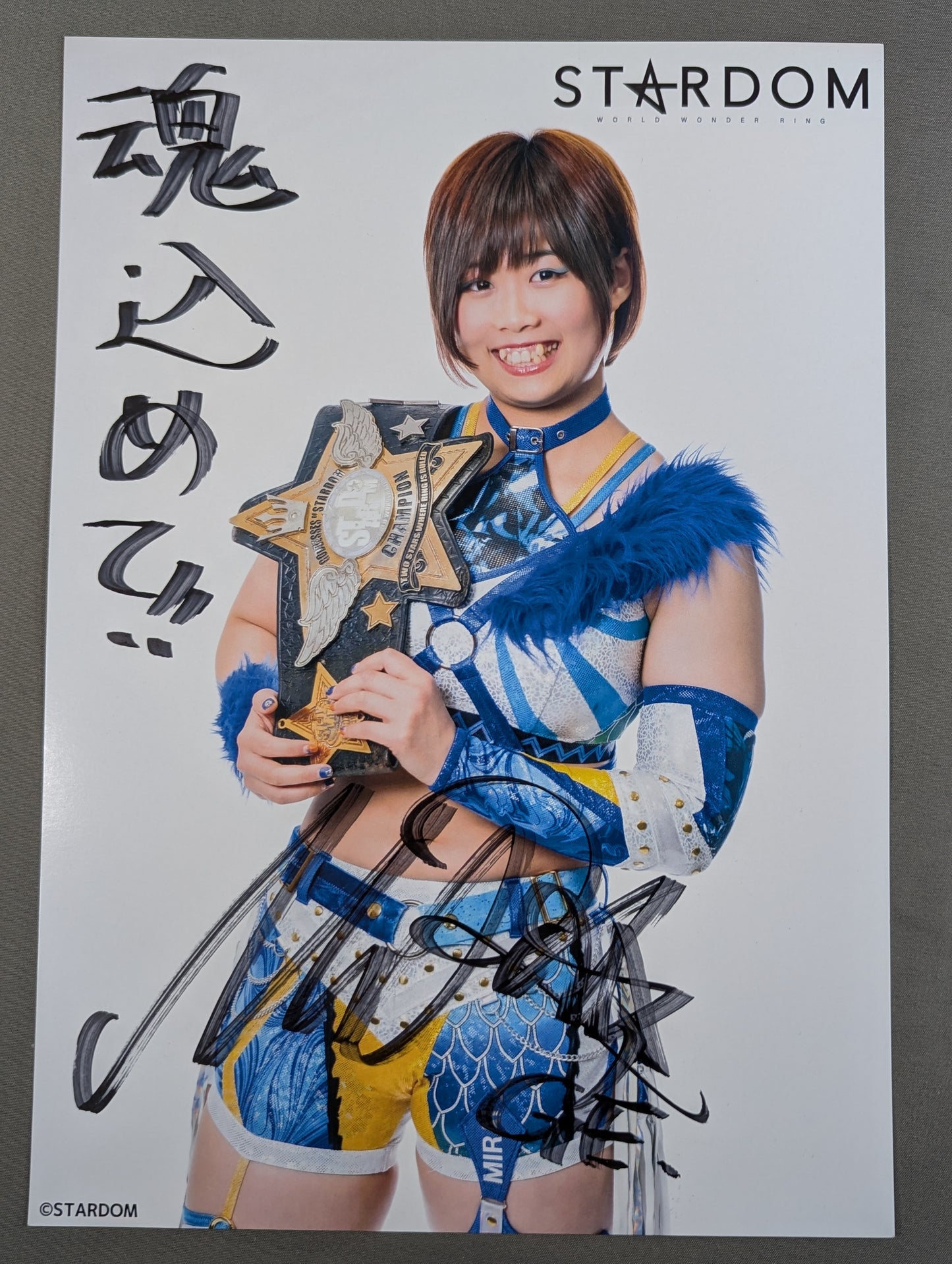 MIRAI 直筆サイン入り スターダムポートレート(D-7)