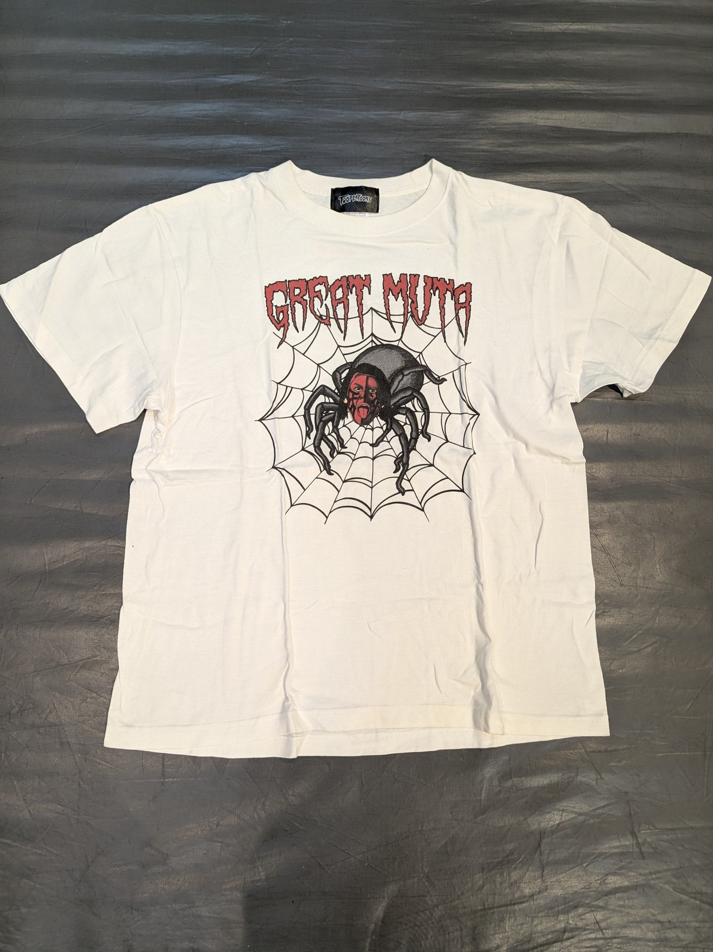 グレート・ムタ×TWOPLATOONS「SPIDER」コラボTシャツ(ホワイト×レッド)