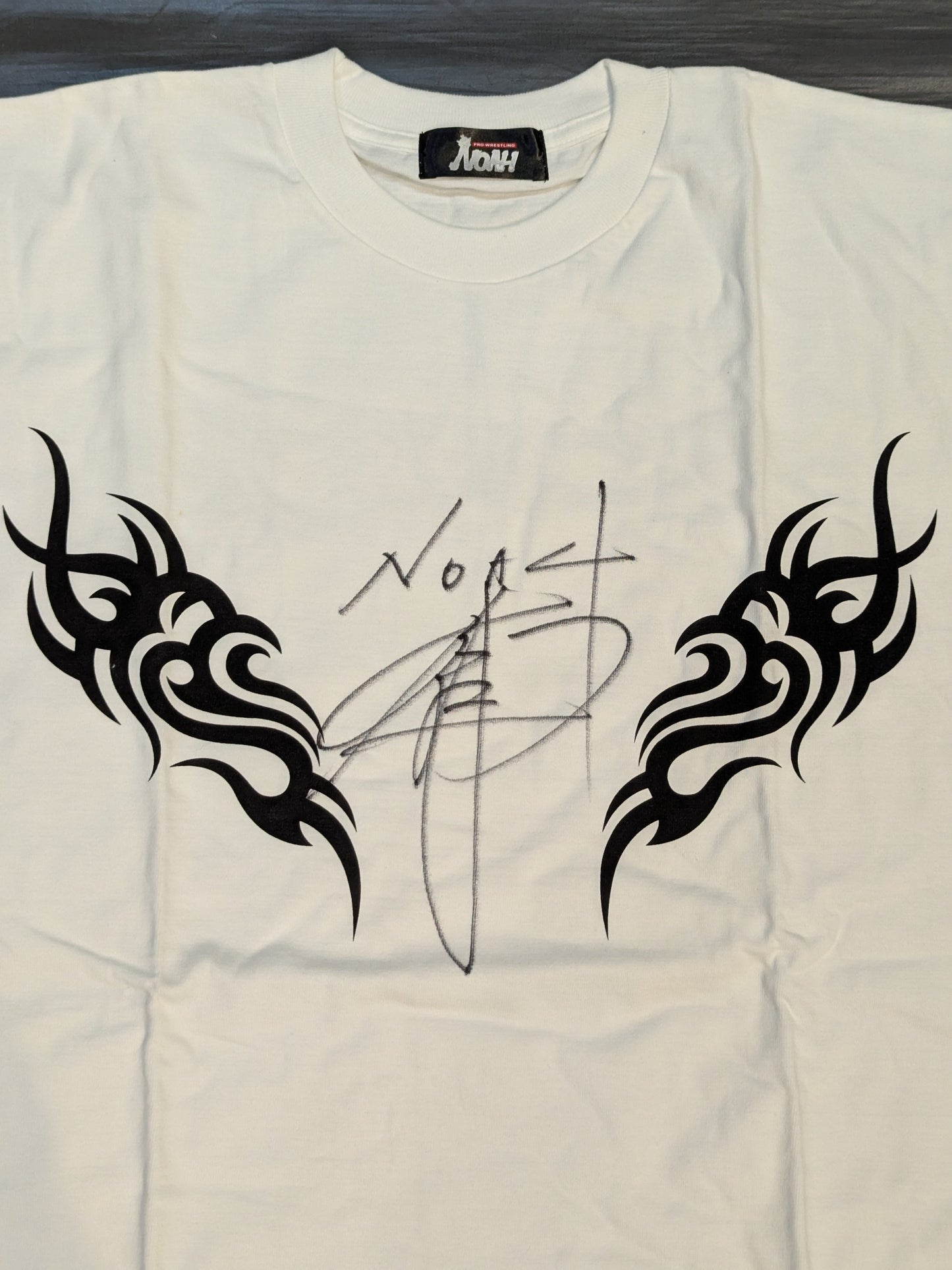 【直筆サイン入り】秋山準 Tシャツ