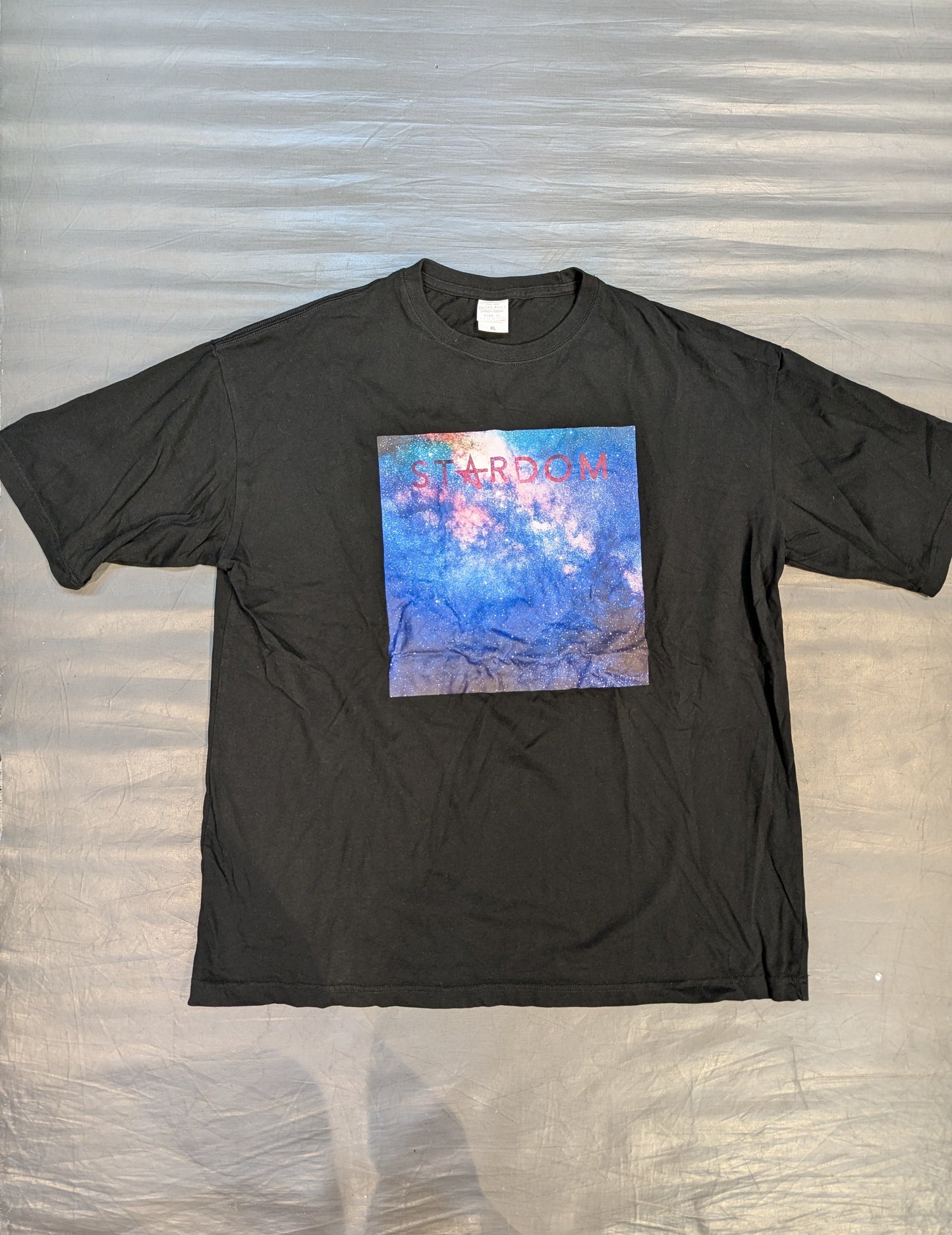 スターダム「SQUARE」ビッグシルエットTシャツ