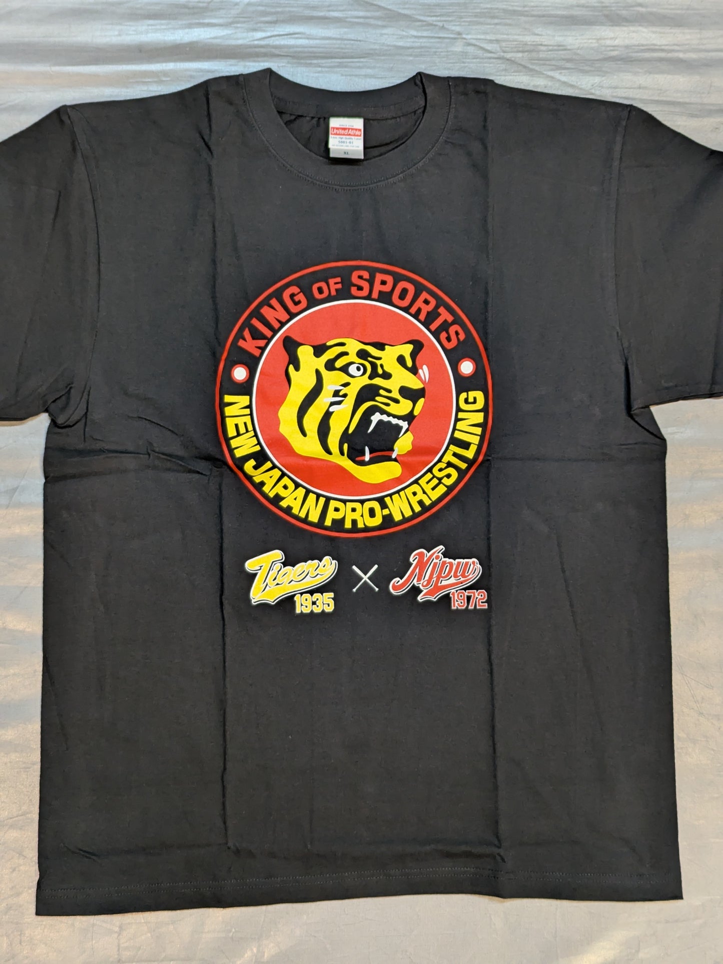 阪神タイガース×新日本プロレス コラボTシャツ