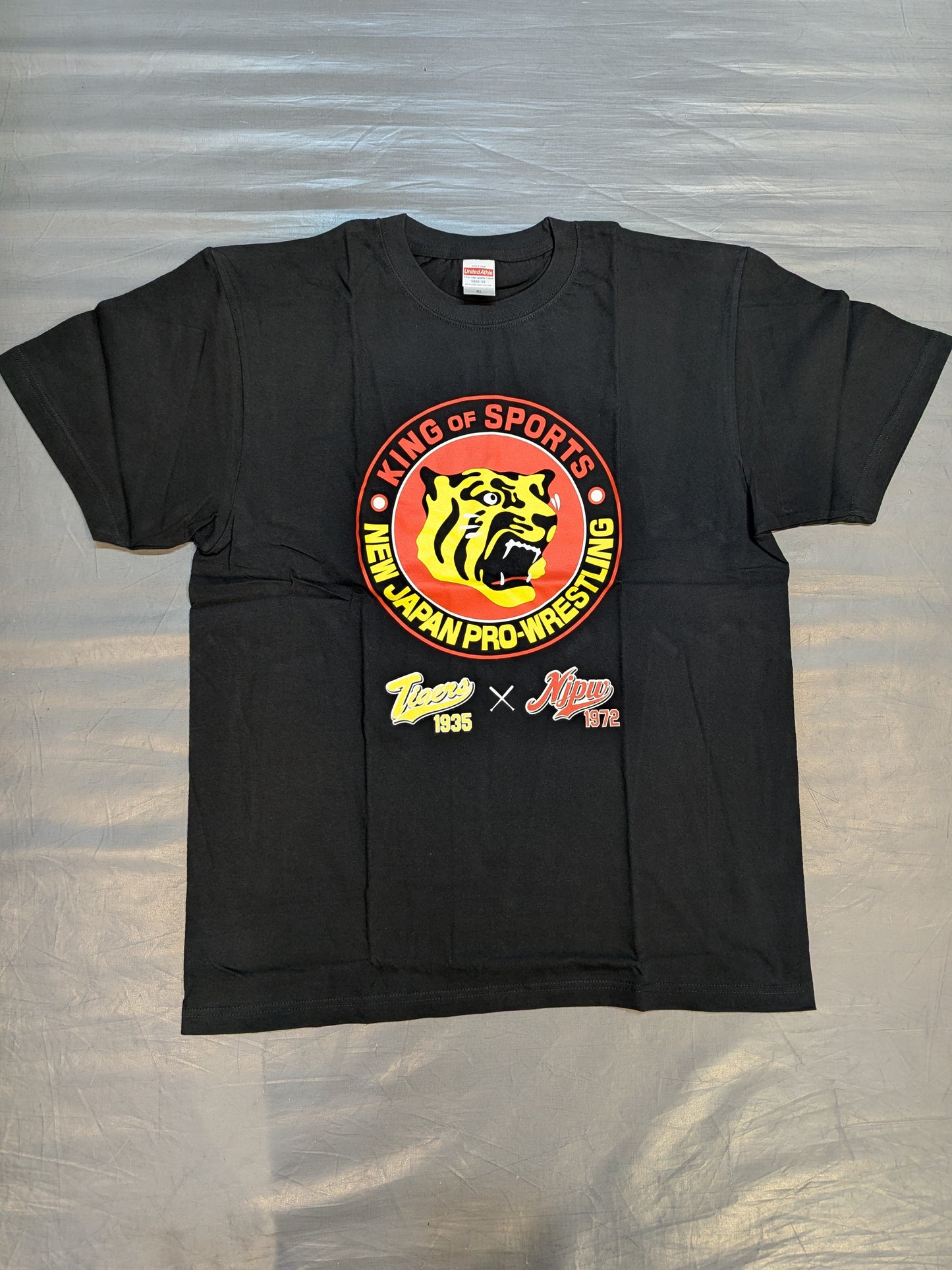 阪神タイガース×新日本プロレス コラボTシャツ