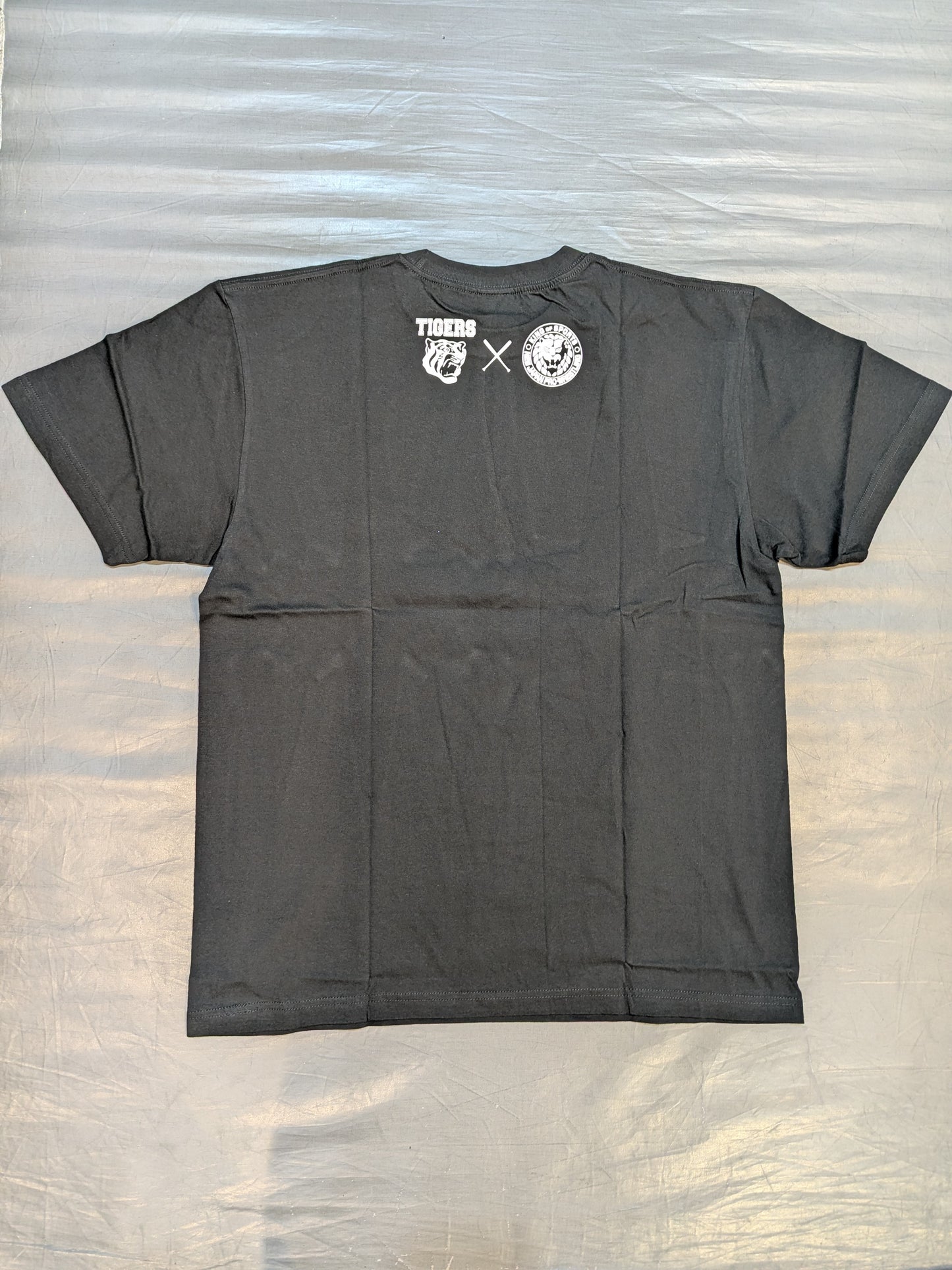 阪神タイガース×新日本プロレス コラボTシャツ