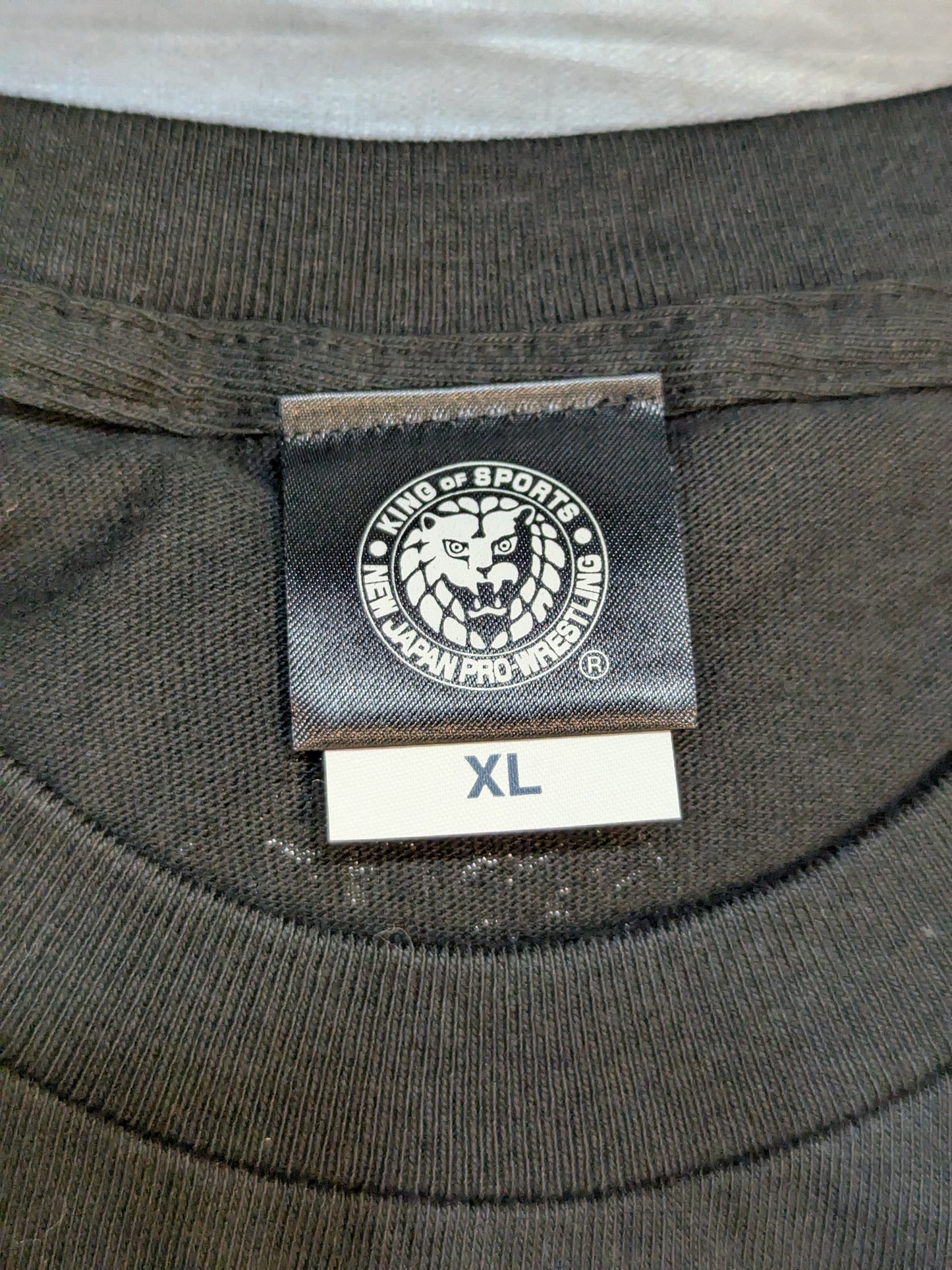 ウルフ・アロン Tシャツ