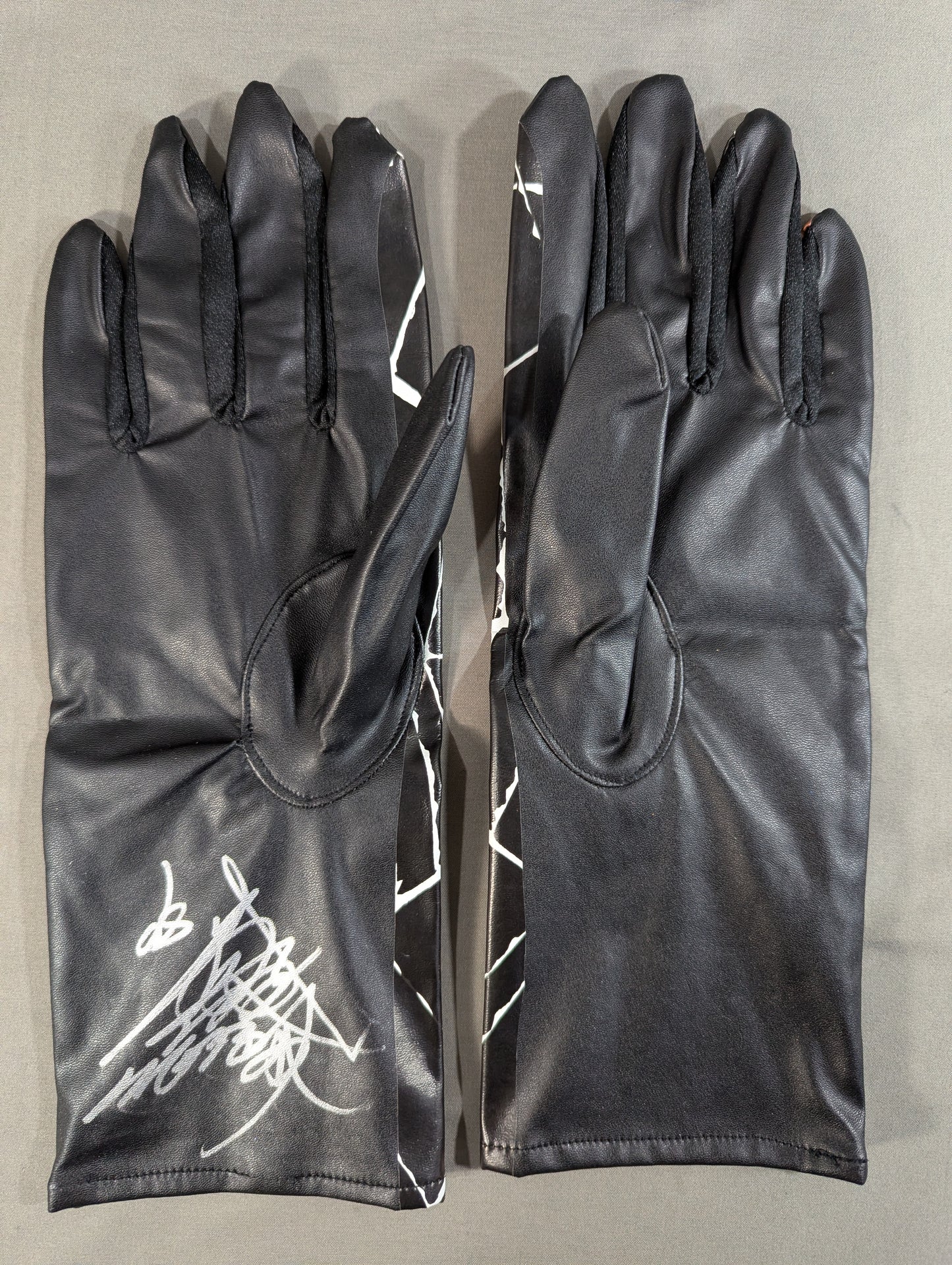 【hand signed autograph】 BUSHI  Gloves (Orange × Black Mask)