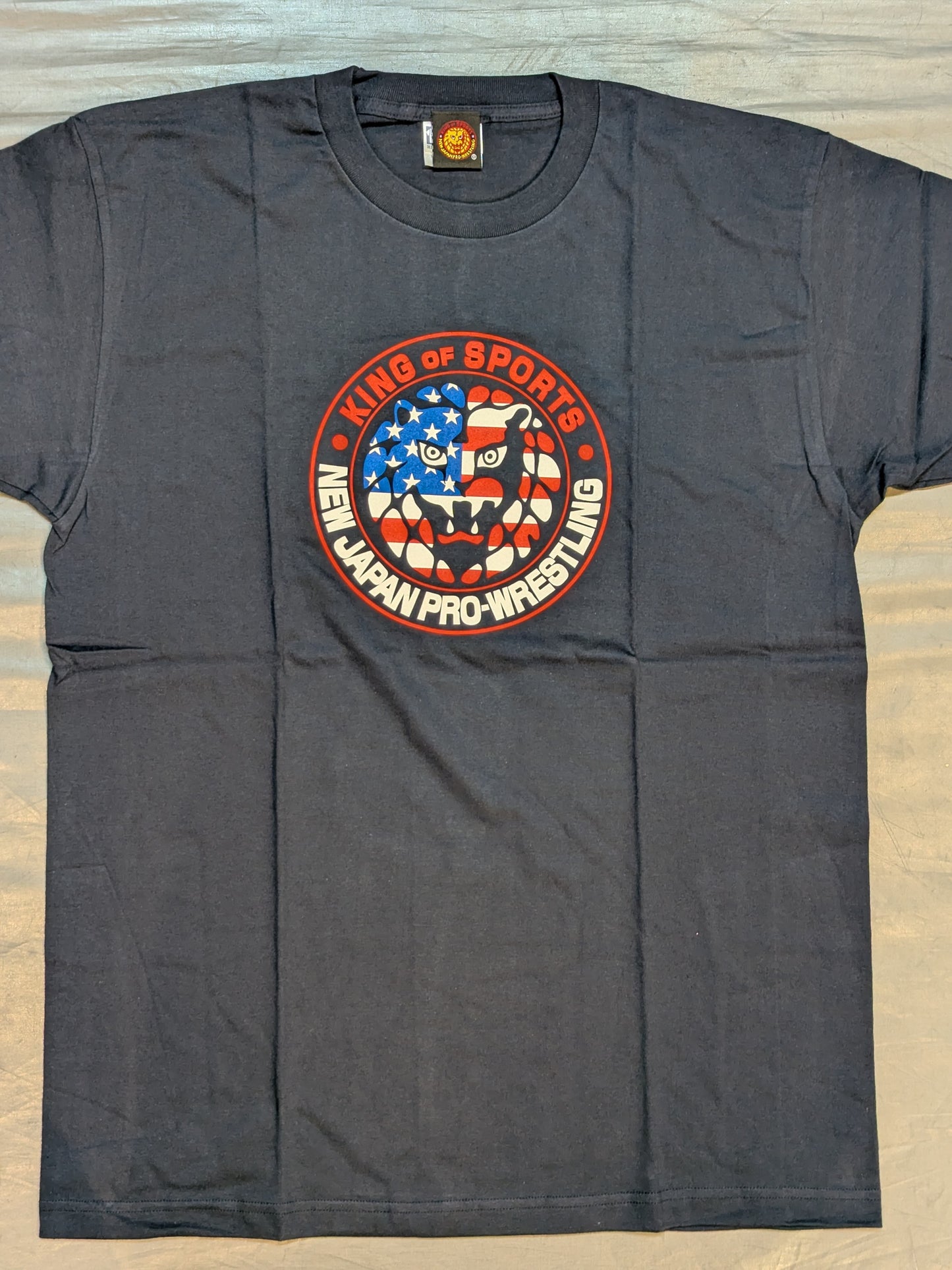 Lion Mark "USA" T-shirt