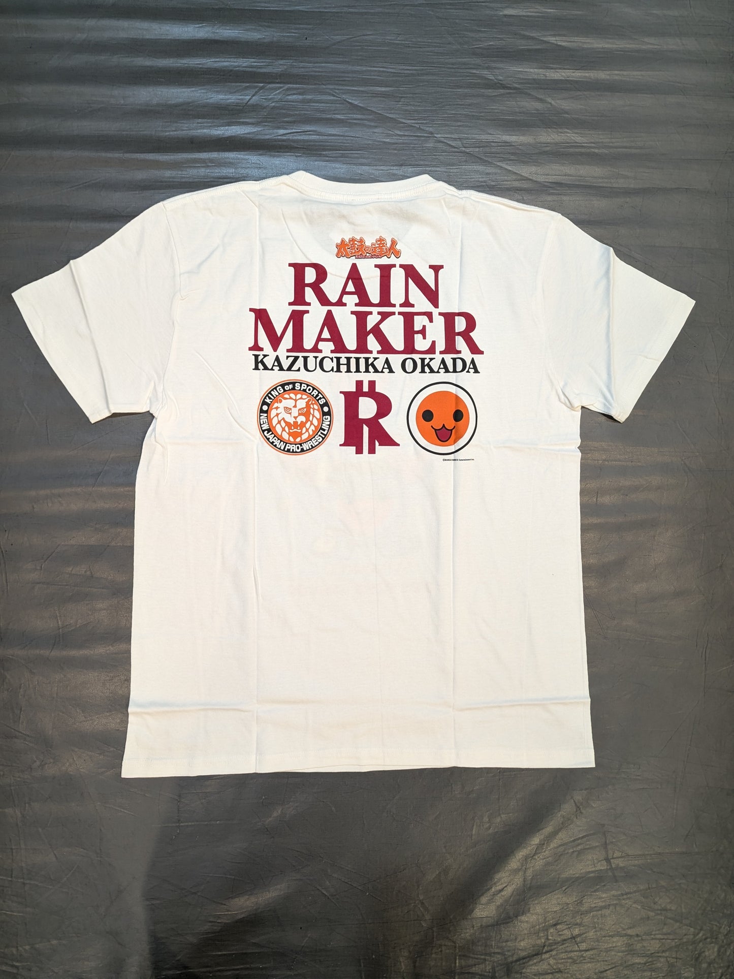 新日本プロレス×太鼓の達人「オカダ・カズチカ RAINMAKER」Tシャツ(ホワイト)
