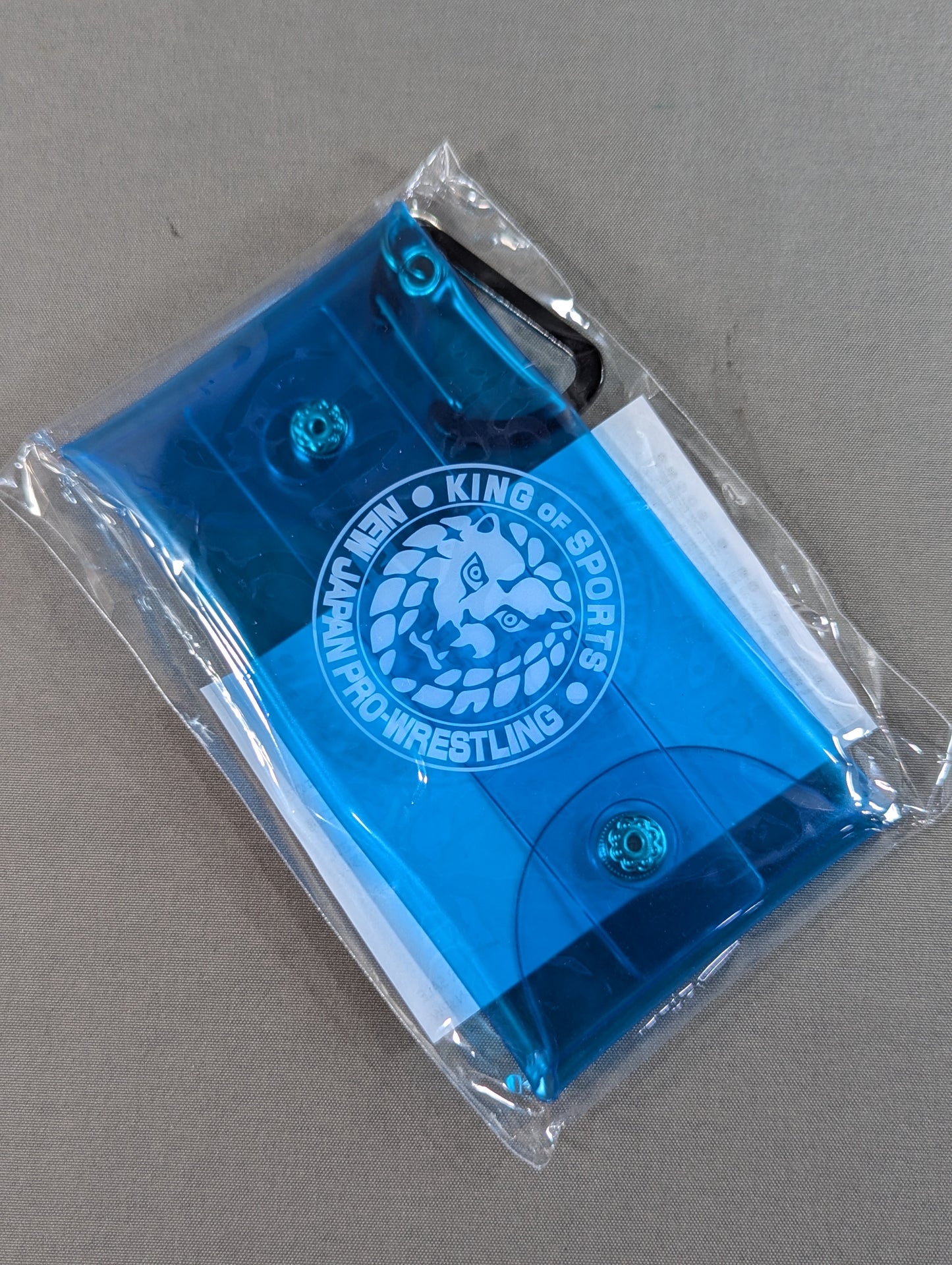 ★ ★ not sold in stores New Japan Pro Wrestling "Lion Mark" PVC Multi-Case